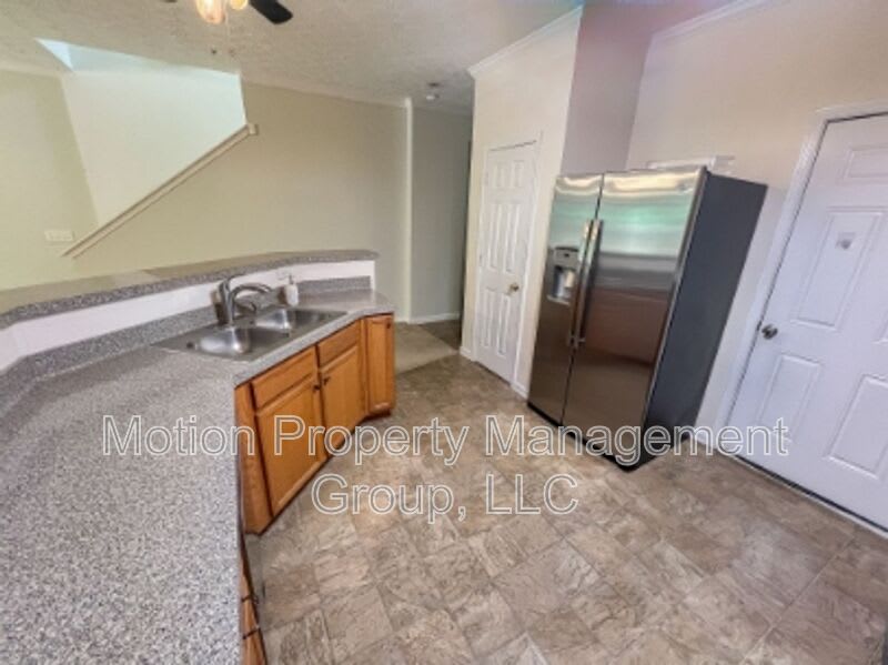 158 Ellis Dr – photo 5
