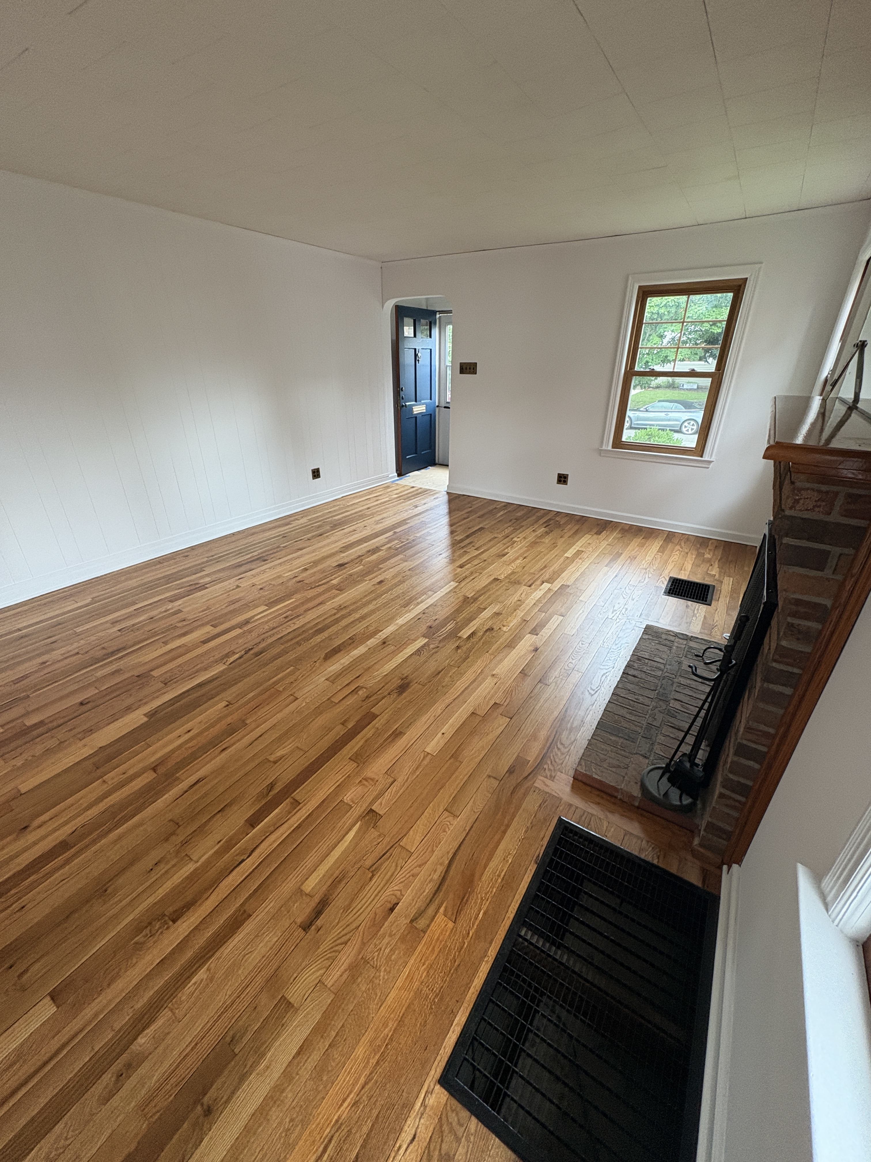 1368 Westwood Avenue – photo 5