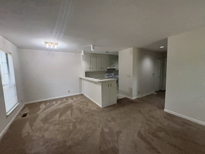 3430 33rd Avenue – photo 3