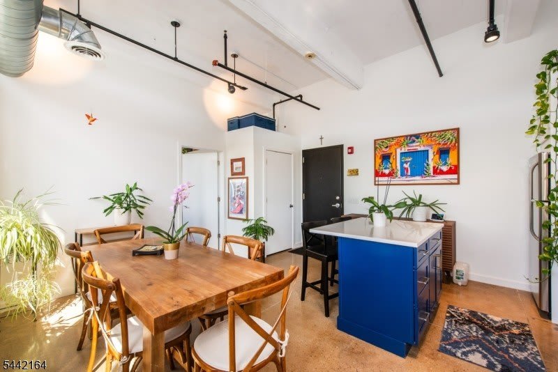 475 S Jefferson St – photo 4