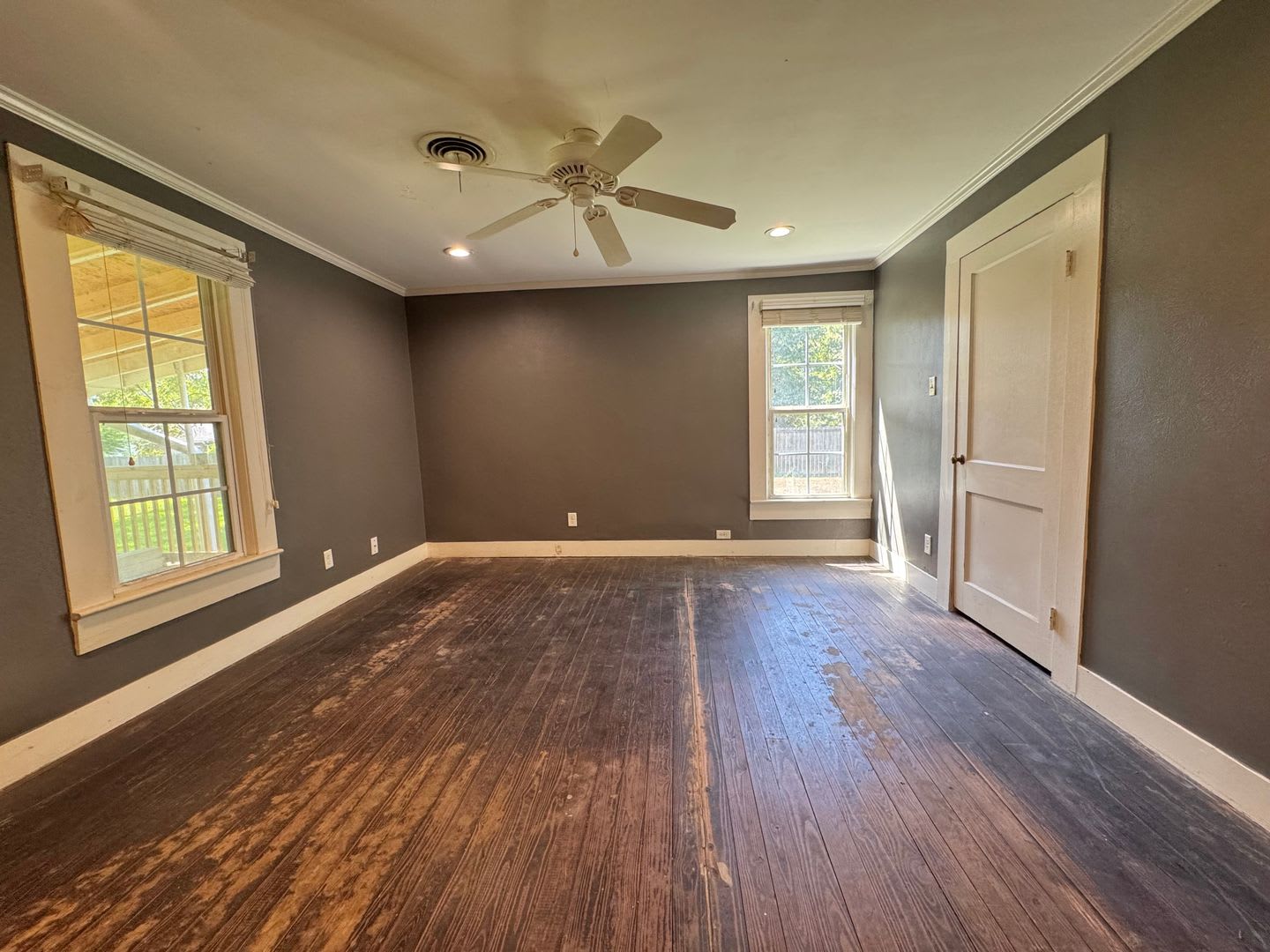Charming 2 Bed 1 Bath Home With Premier Outdoor Living Space – photo 5