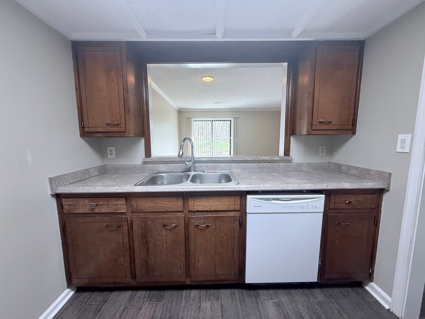 2 bedroom townhome in Oakwood, GA – photo 5