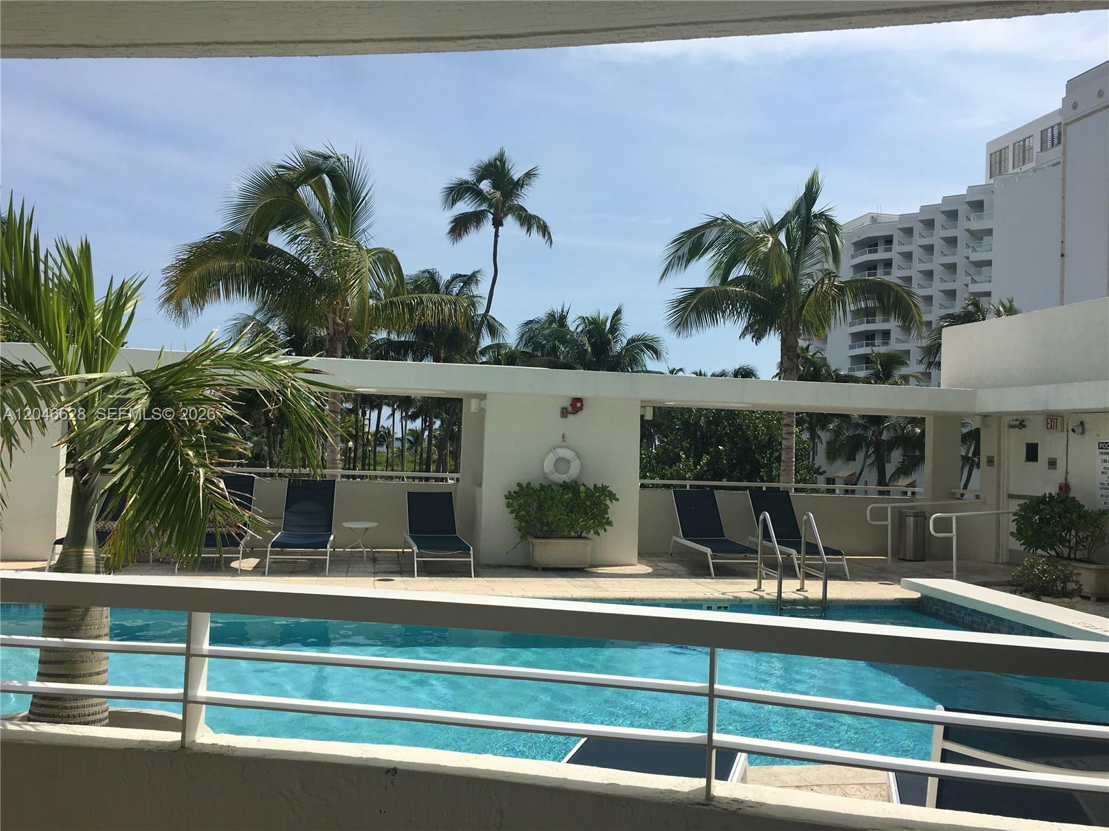 200 Ocean Dr – photo 5
