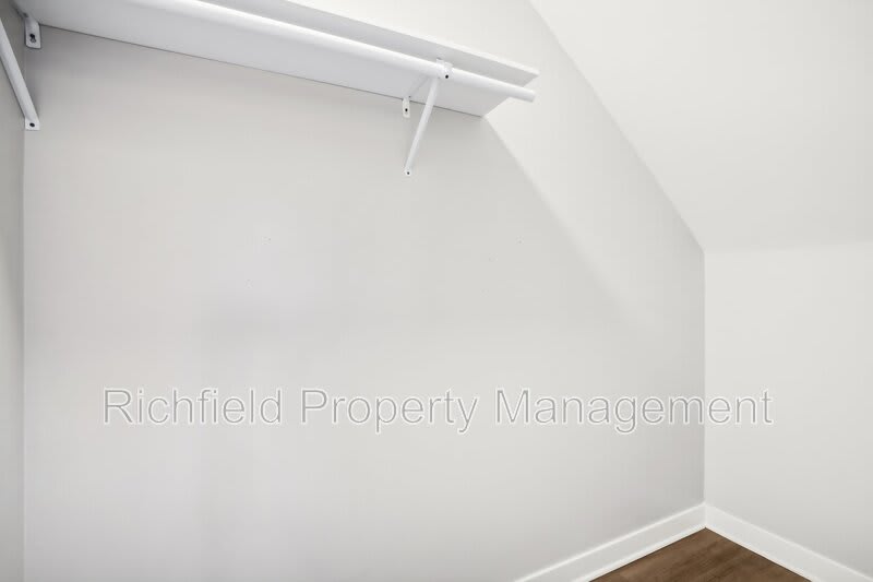 2030 E Maryland St- A – photo 4