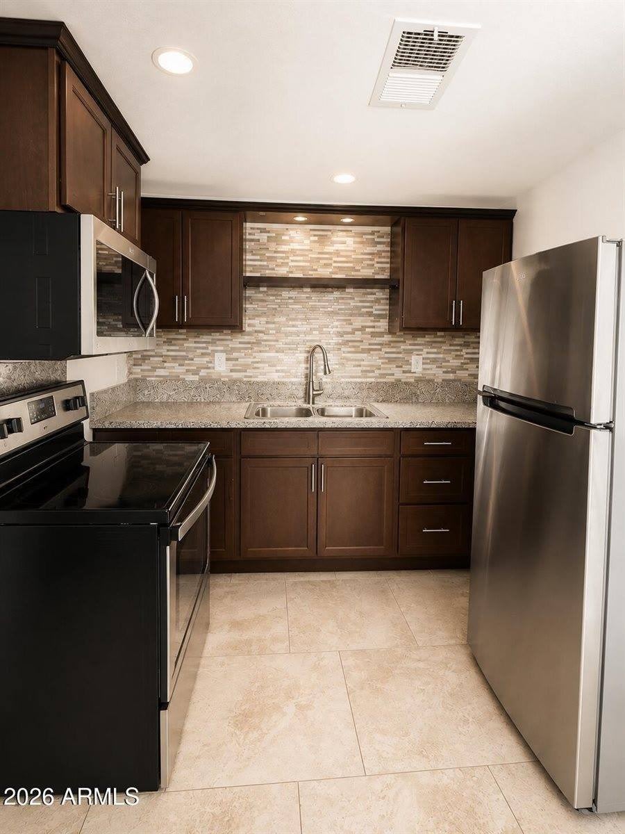 2234 West Medlock Drive – photo 2