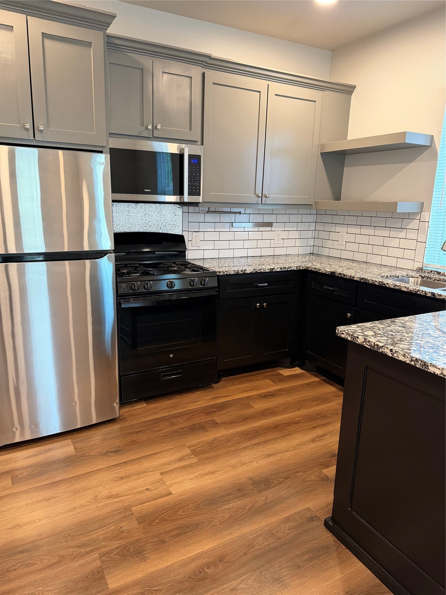 106 W Hull Street – photo 3