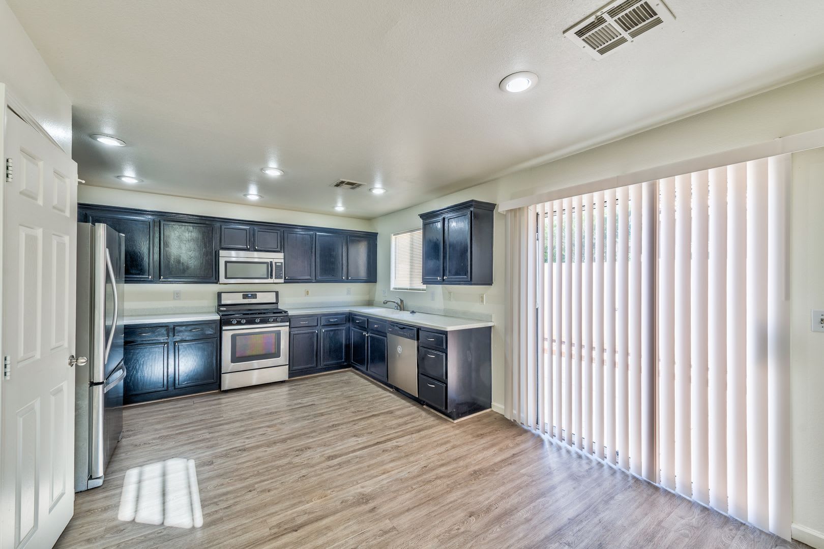 949 Medina De Leon Avenue, Henderson, NV 89015 – photo 5