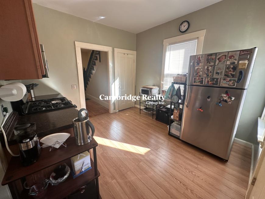 374 Highland Ave. – photo 3
