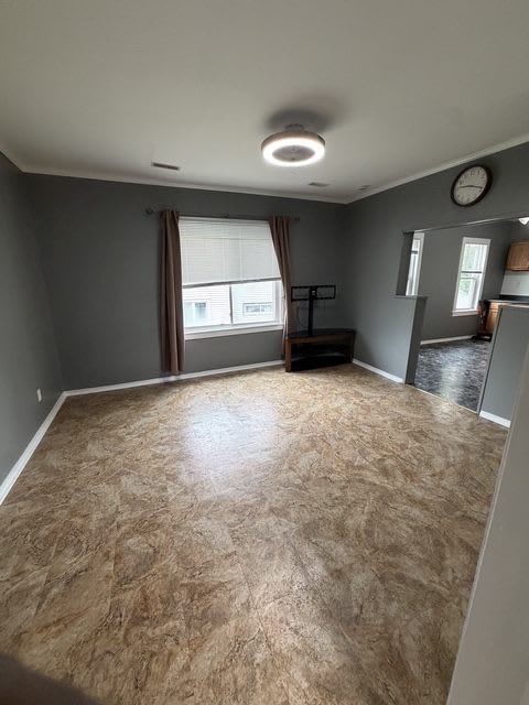 10440 S Torrence Ave – photo 4