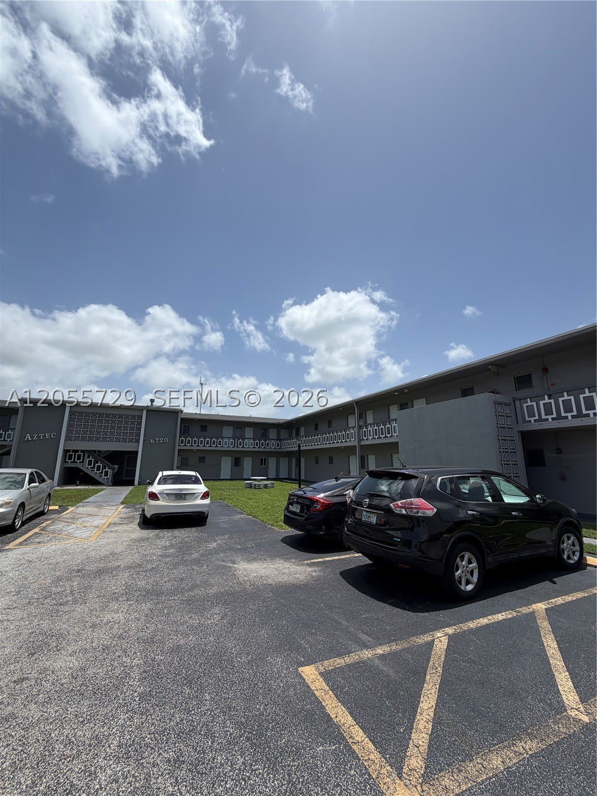 6720 Arbor Dr – photo 1