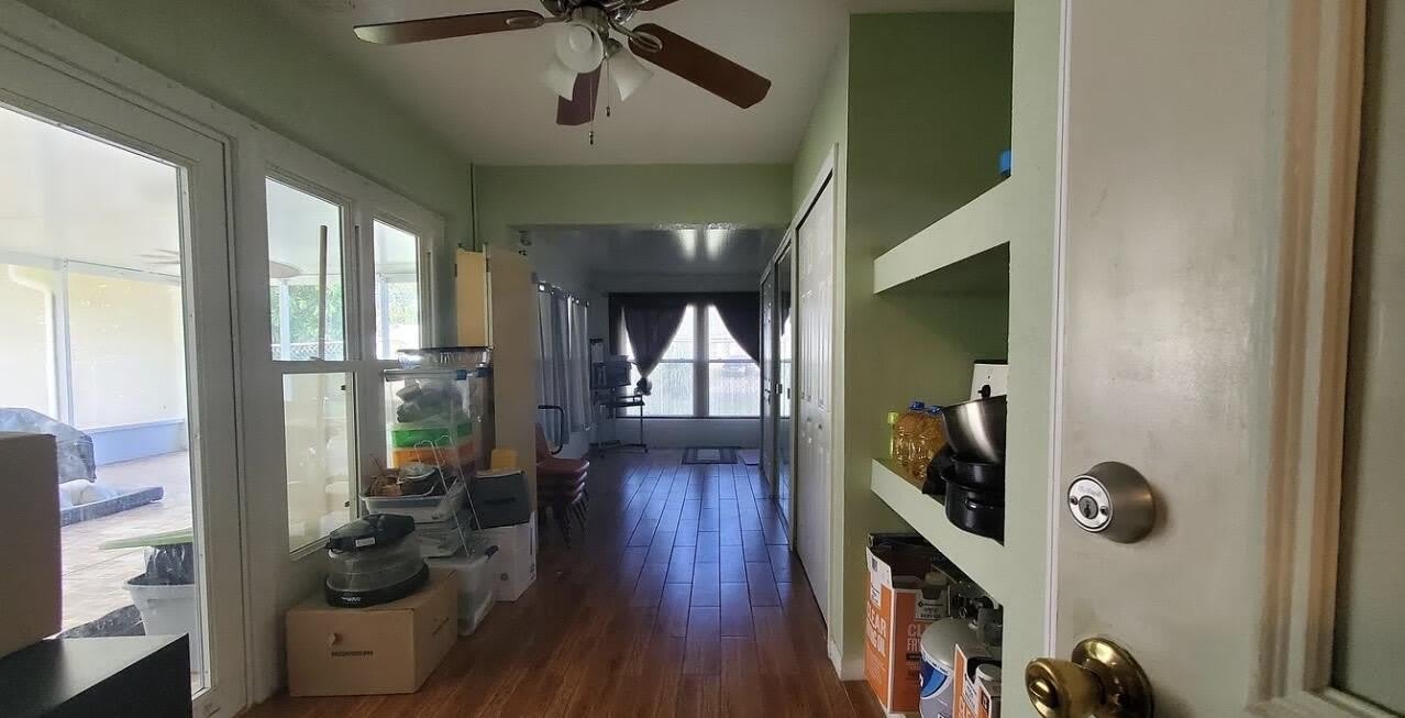 3004 SE Suntan Court SE – photo 4