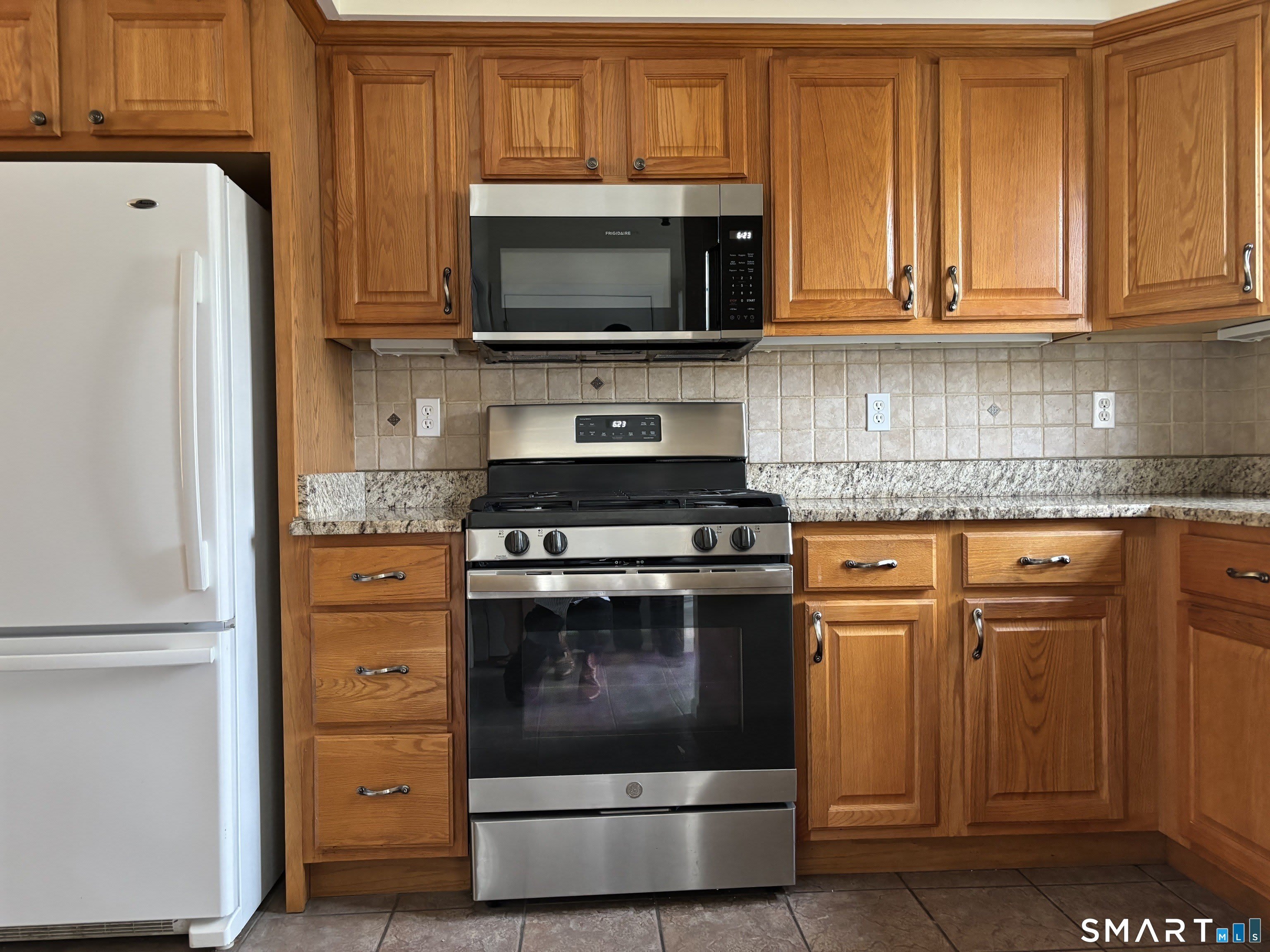 511 Elm Street – photo 3
