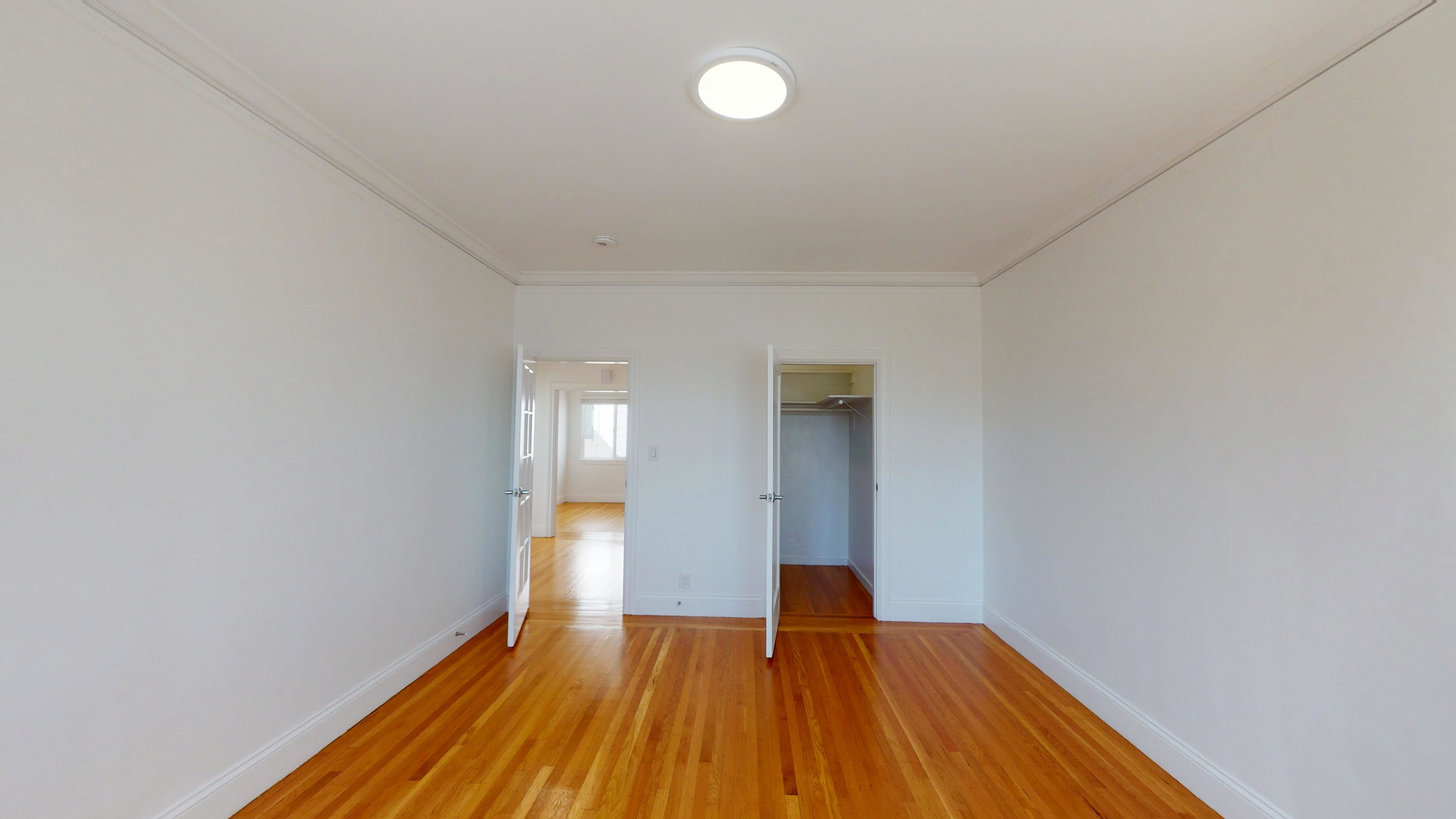 2844 Lyon Street – photo 2