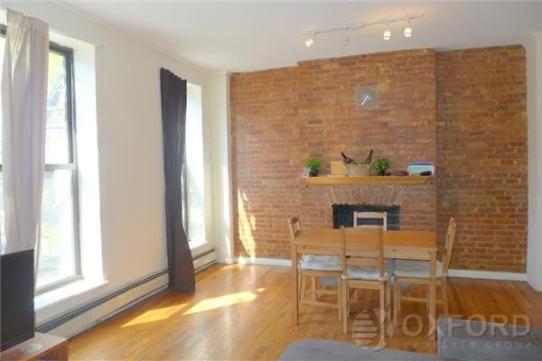 686 9Th Avenue – photo 2
