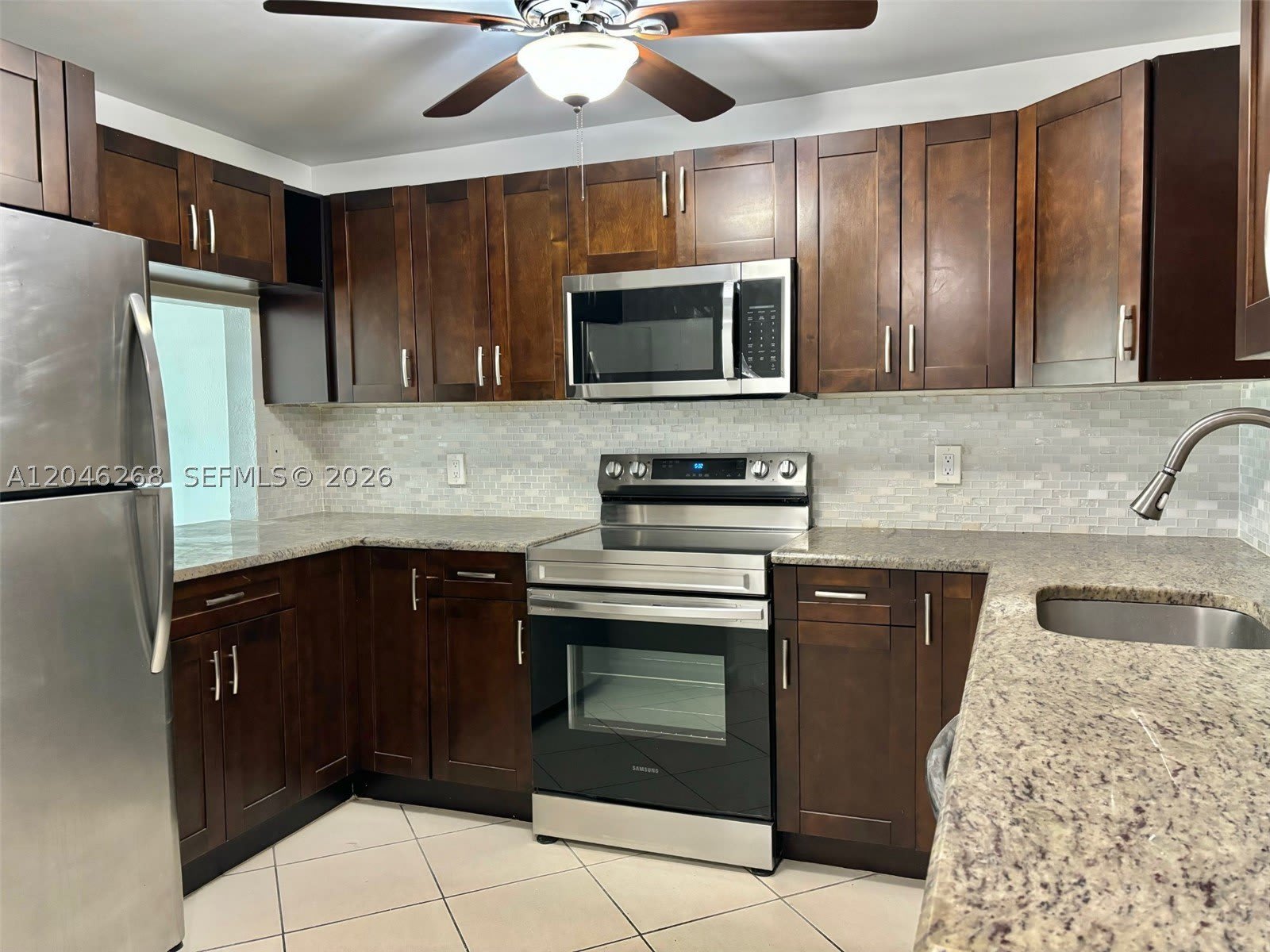 9411 Evergreen Pl – photo 1