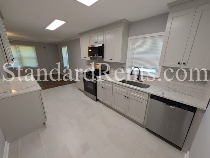 934 Dell Avenue Southeast – photo 5