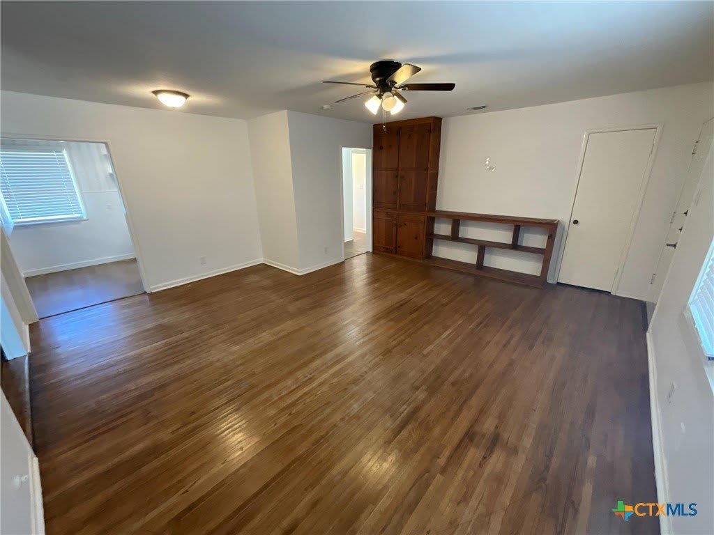 1004 Lawndale Avenue – photo 5