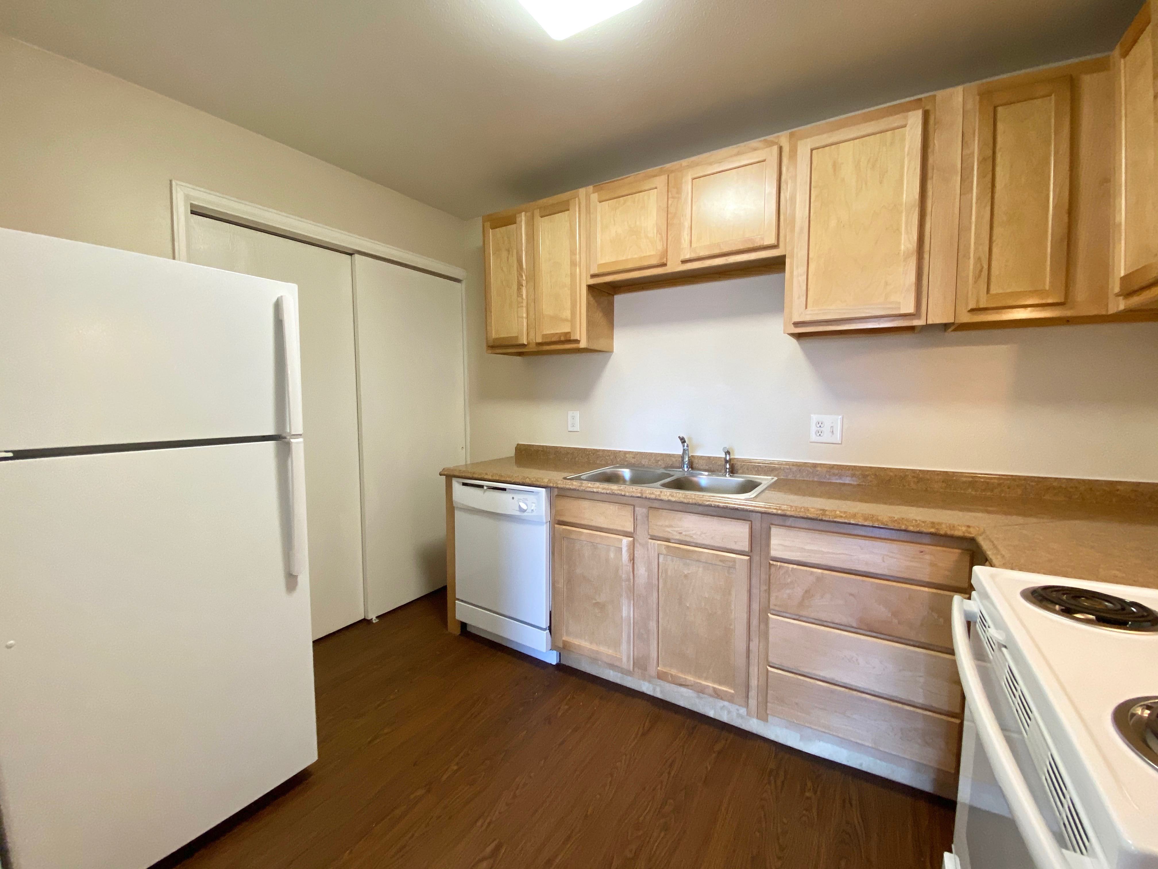 6360 6371 East 63Rd Place – photo 3