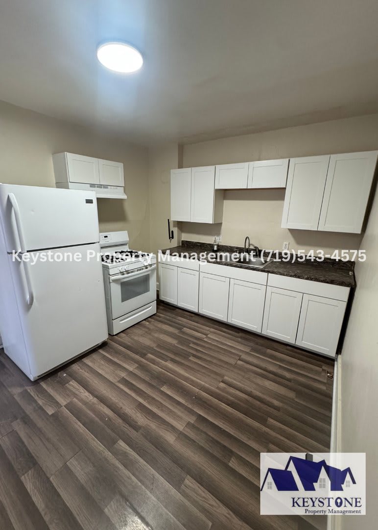 400 Off Special Small Dog Allowed 1 Bedroom 1 Bathroom 1 Car Garage For Storage 800 800 – photo 4