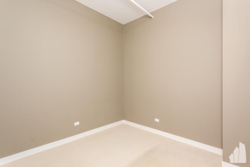 740 W Fulton St – photo 4