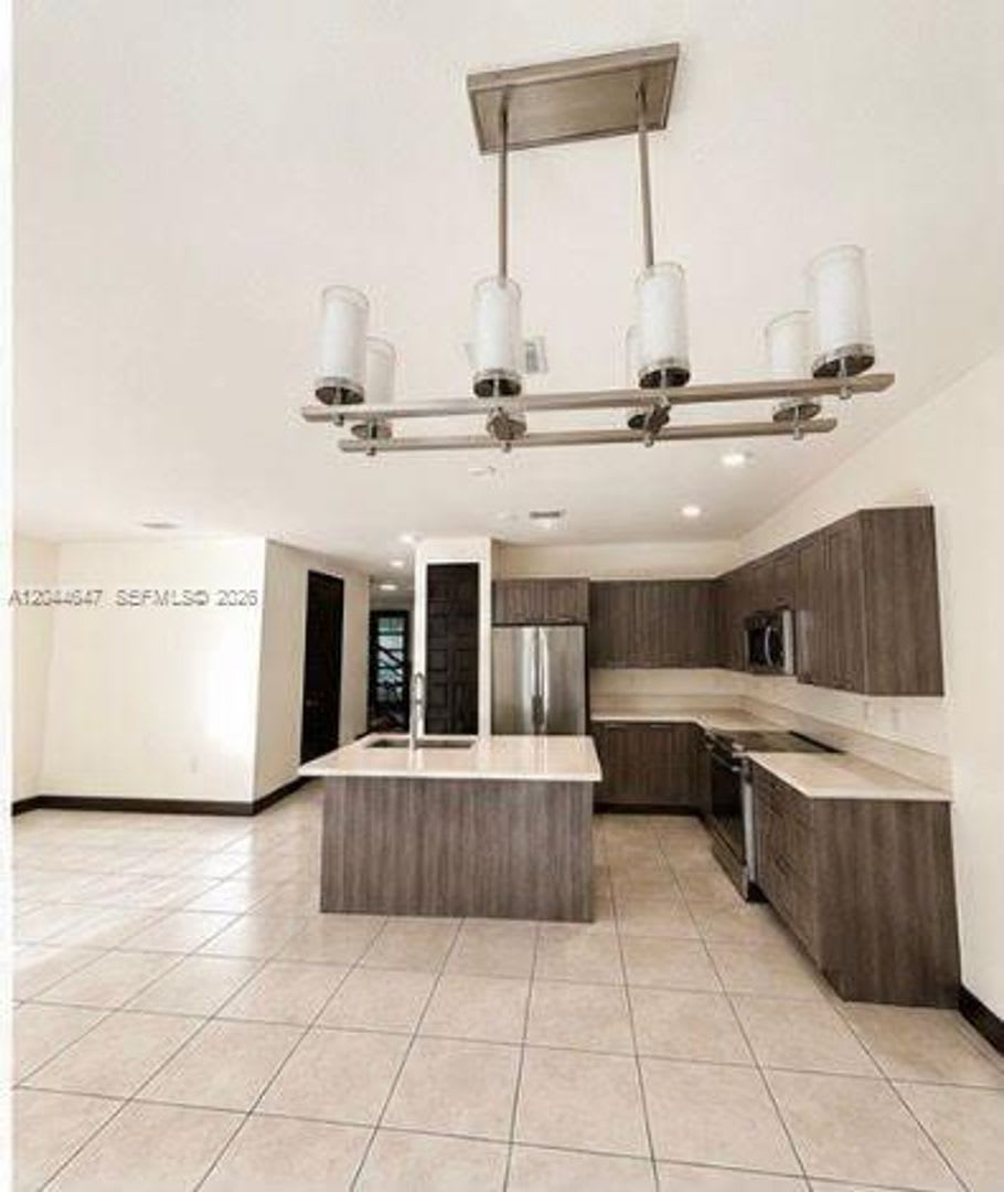 15668 Nw 91St Court Miami Lakes Fl 33018 6359 – photo 1
