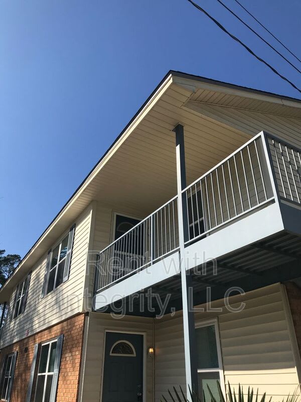 156-D Locke St – photo 3