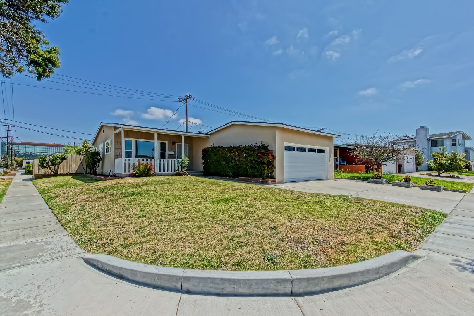 Partially Remodeled Charming Bright Home On A Large Corner Lot W Front Porch Large Front Lawn Rear Patios Close To Mall Shopping Mins To Beach – photo 1