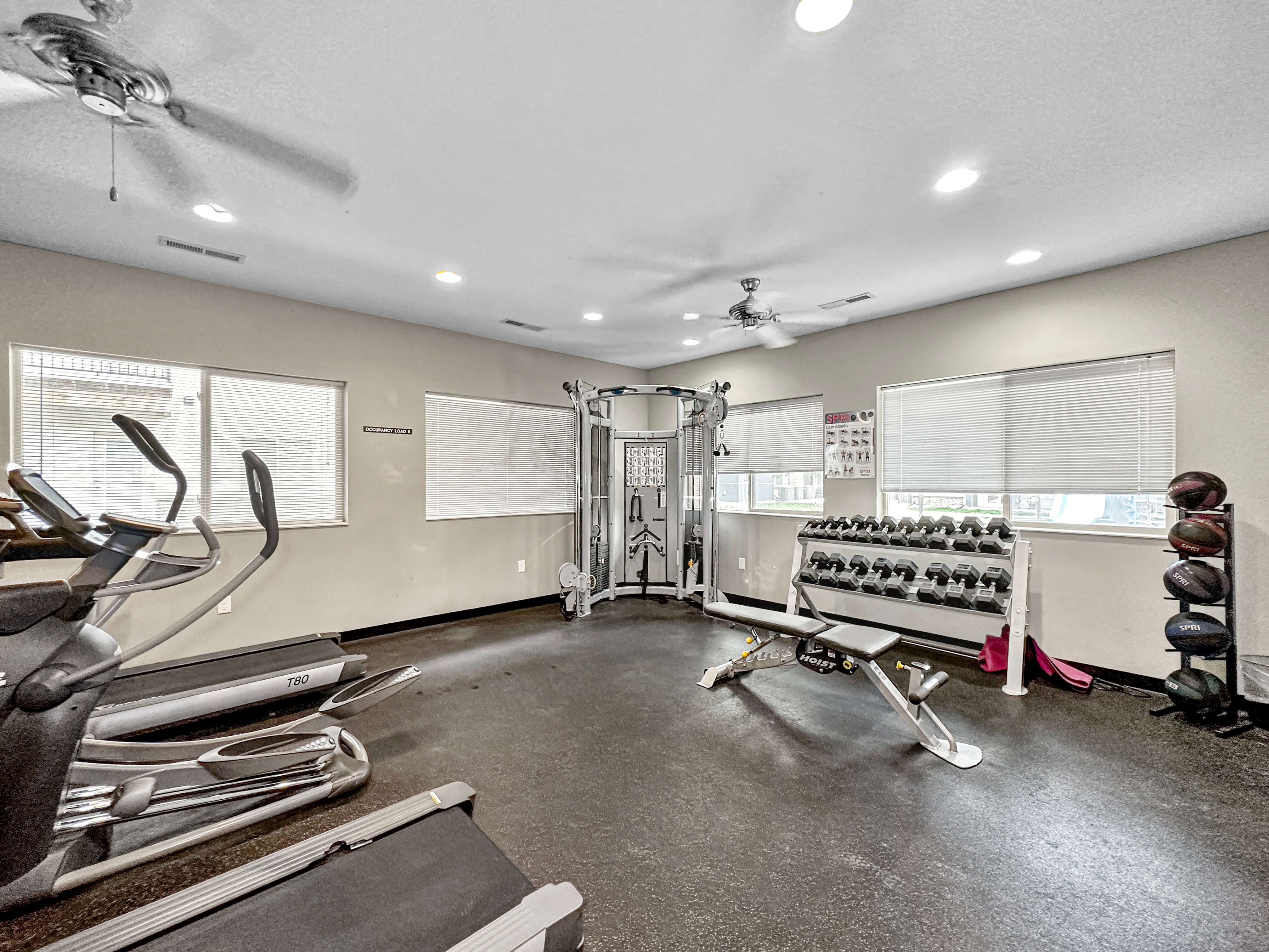 Capitol Grove Apartments – photo 4