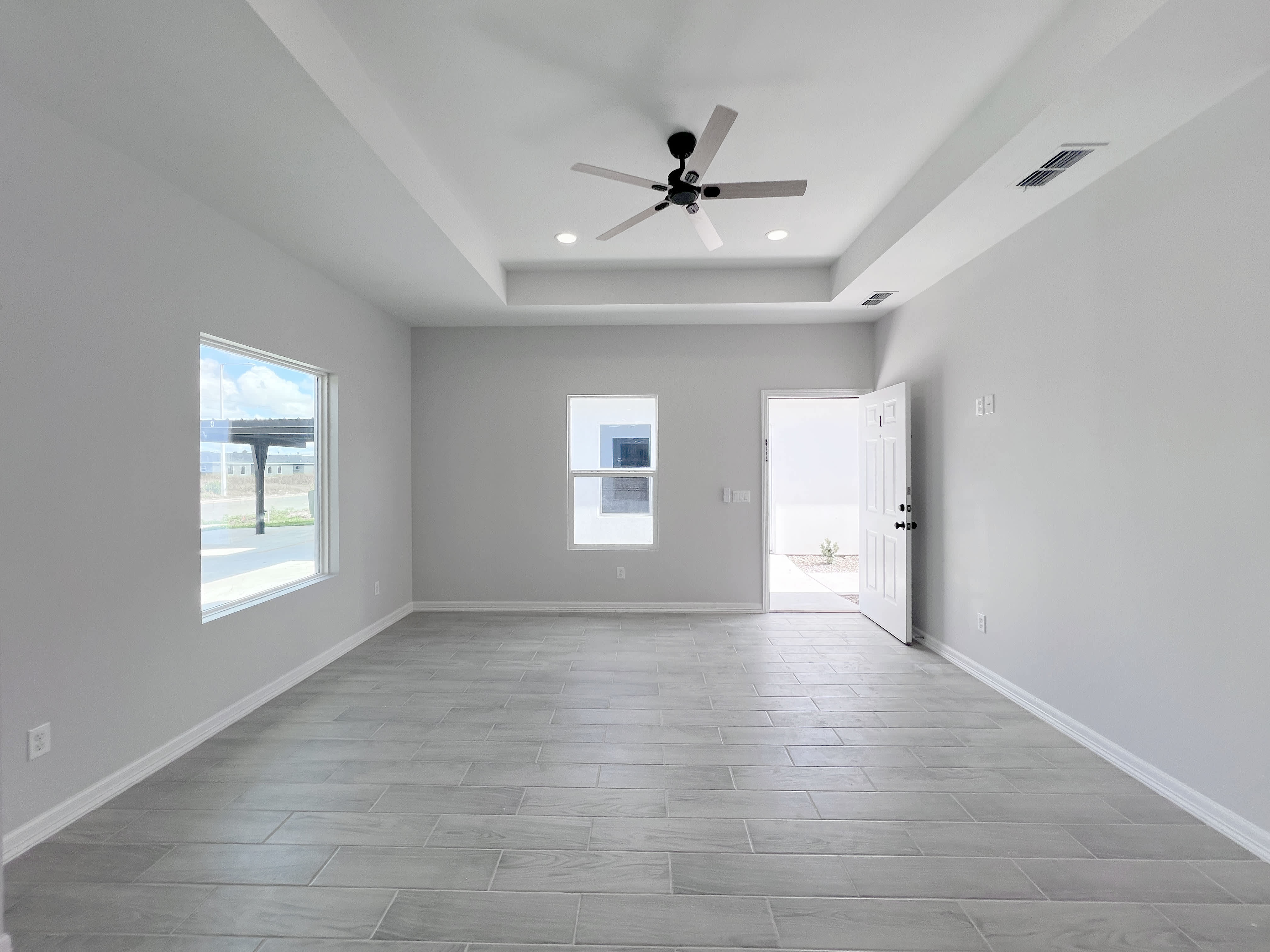 404 N Alexandrite Ave – photo 5