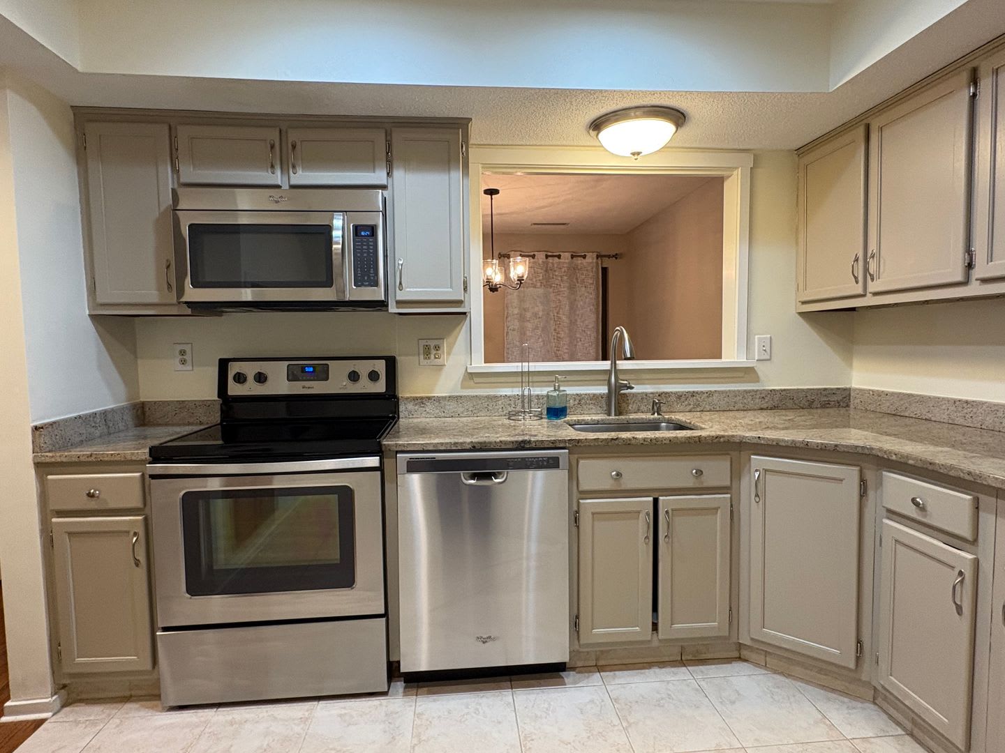 3 Willow Ln Avon, CT. – photo 4