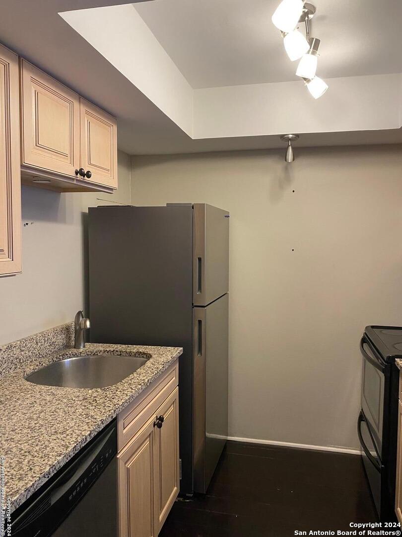 8401 N New Braunfels Ave Apt 219 – photo 5