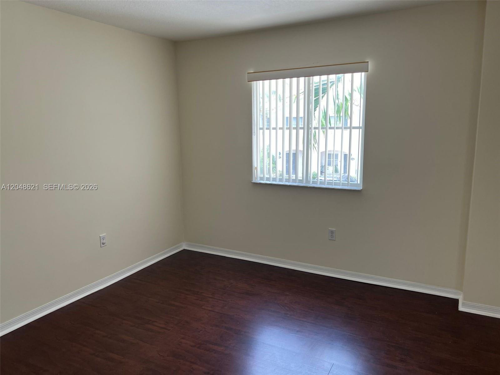 1581 Southeast 31st Court – photo 3