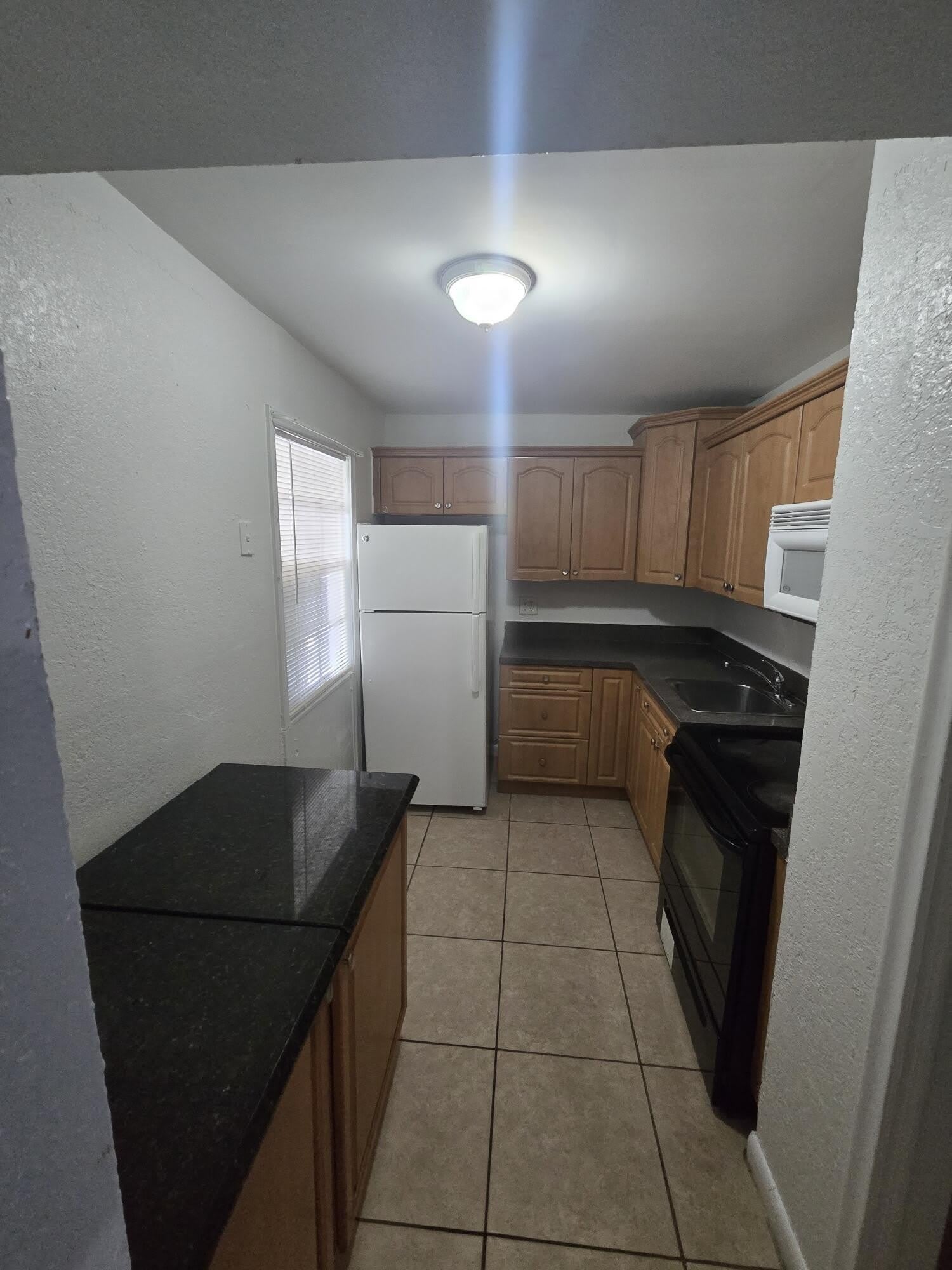 1220 Kent Street – photo 5