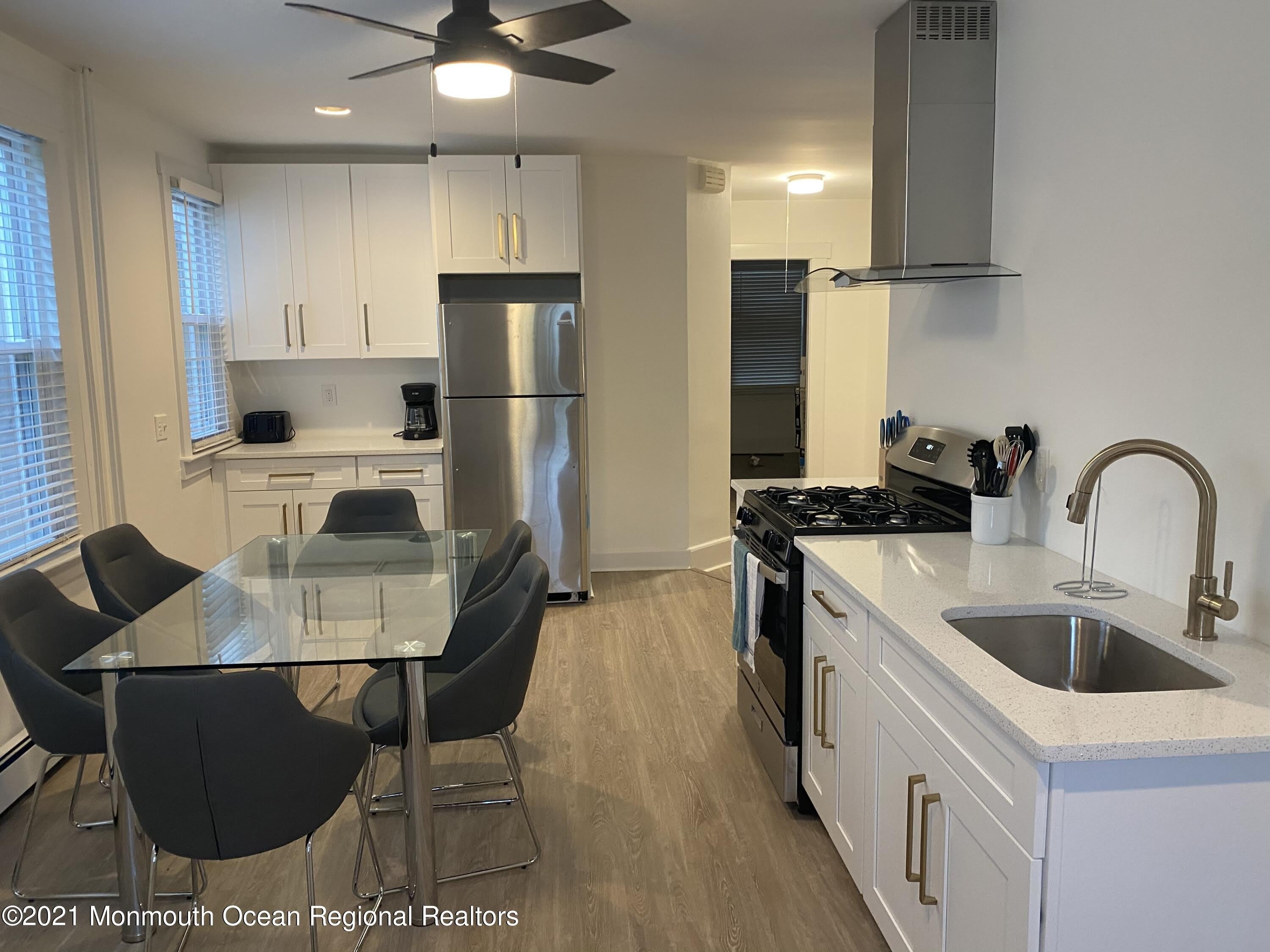907 Bergh Street – photo 4