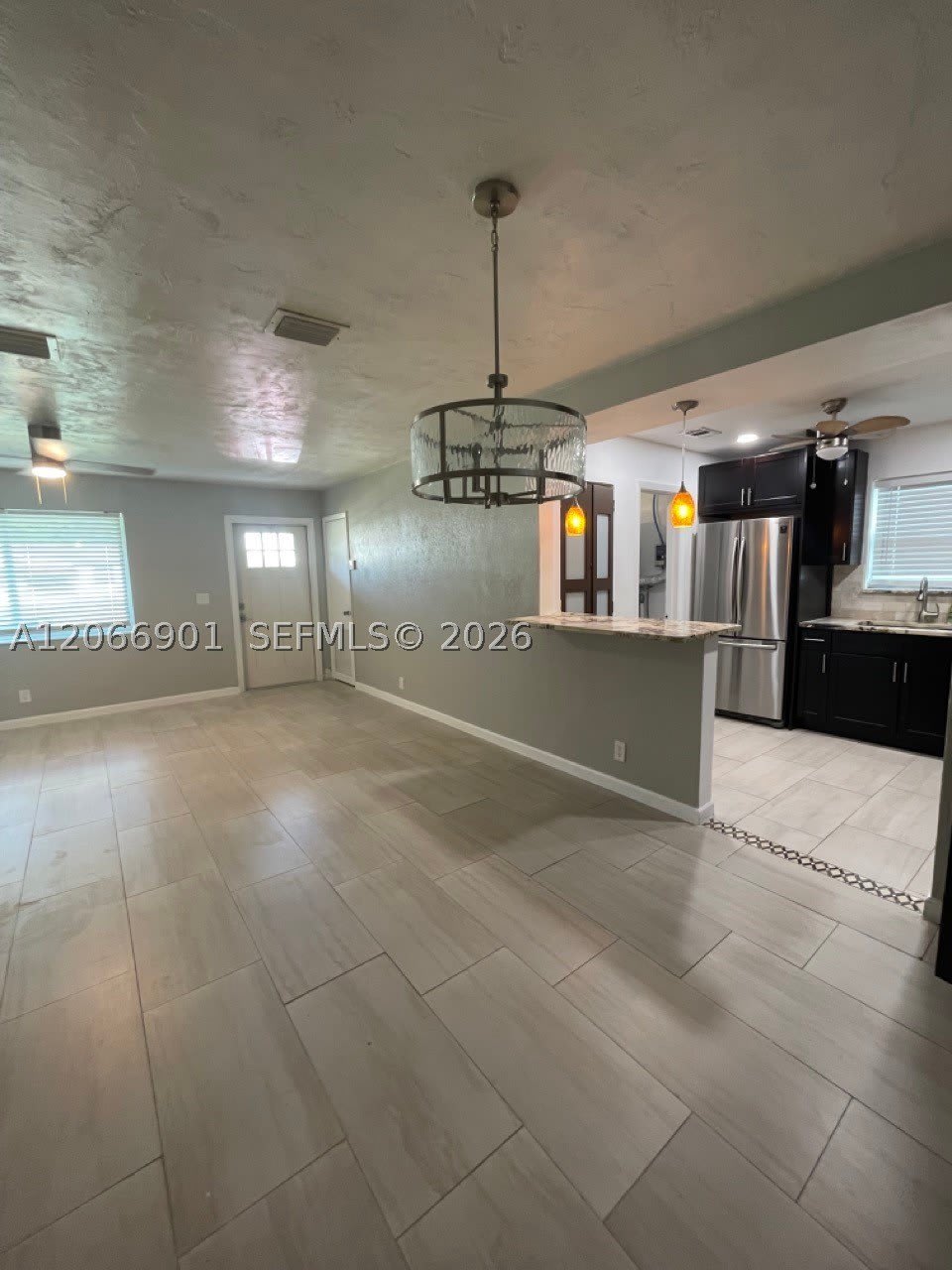 5271 NE 8th Ter – photo 3
