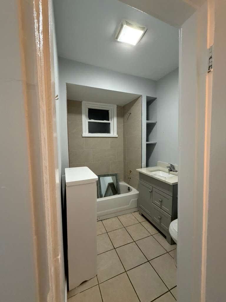 420 Hyde Park Avenue – photo 2