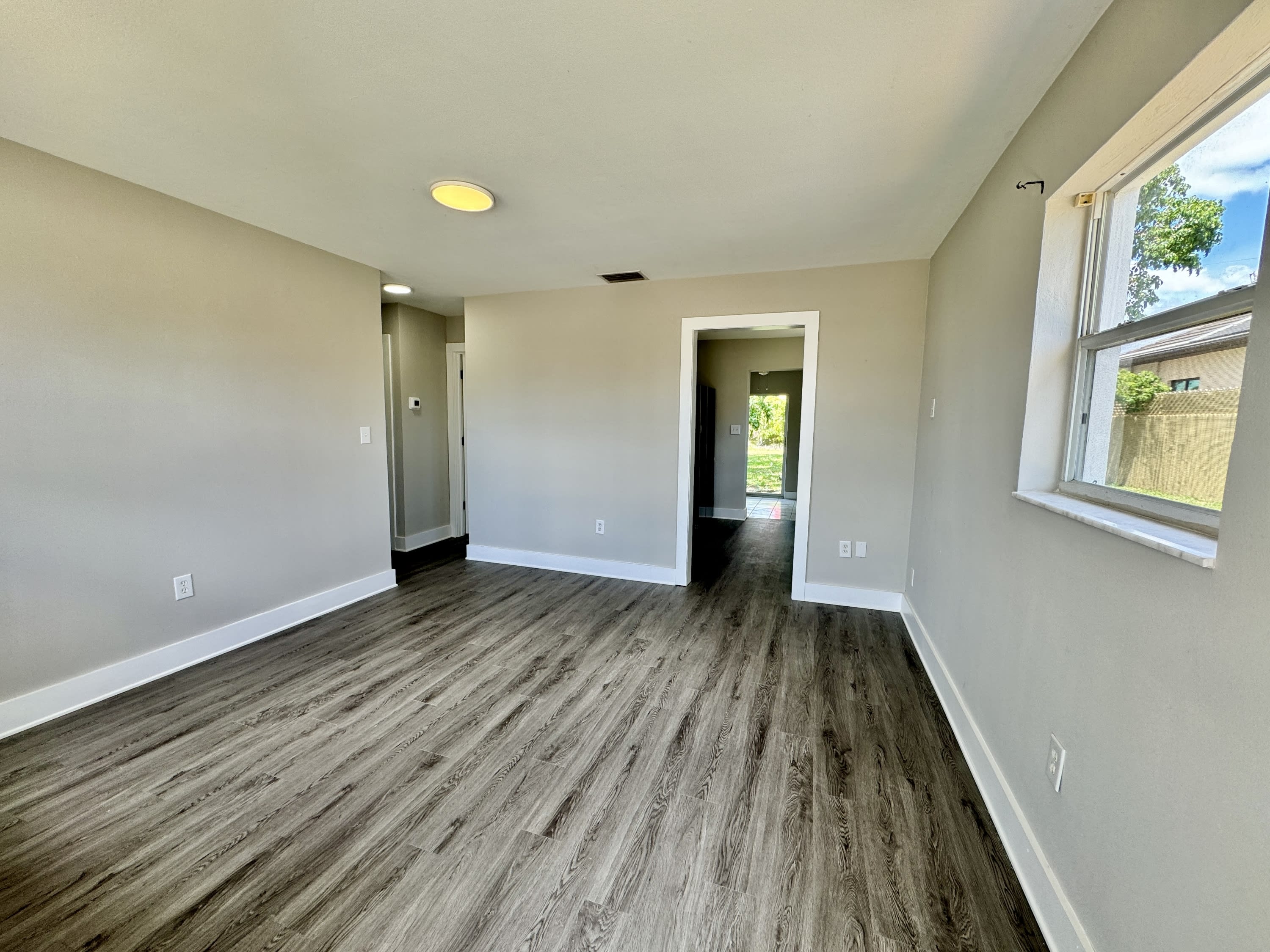 531 99th Ave. N. – photo 2