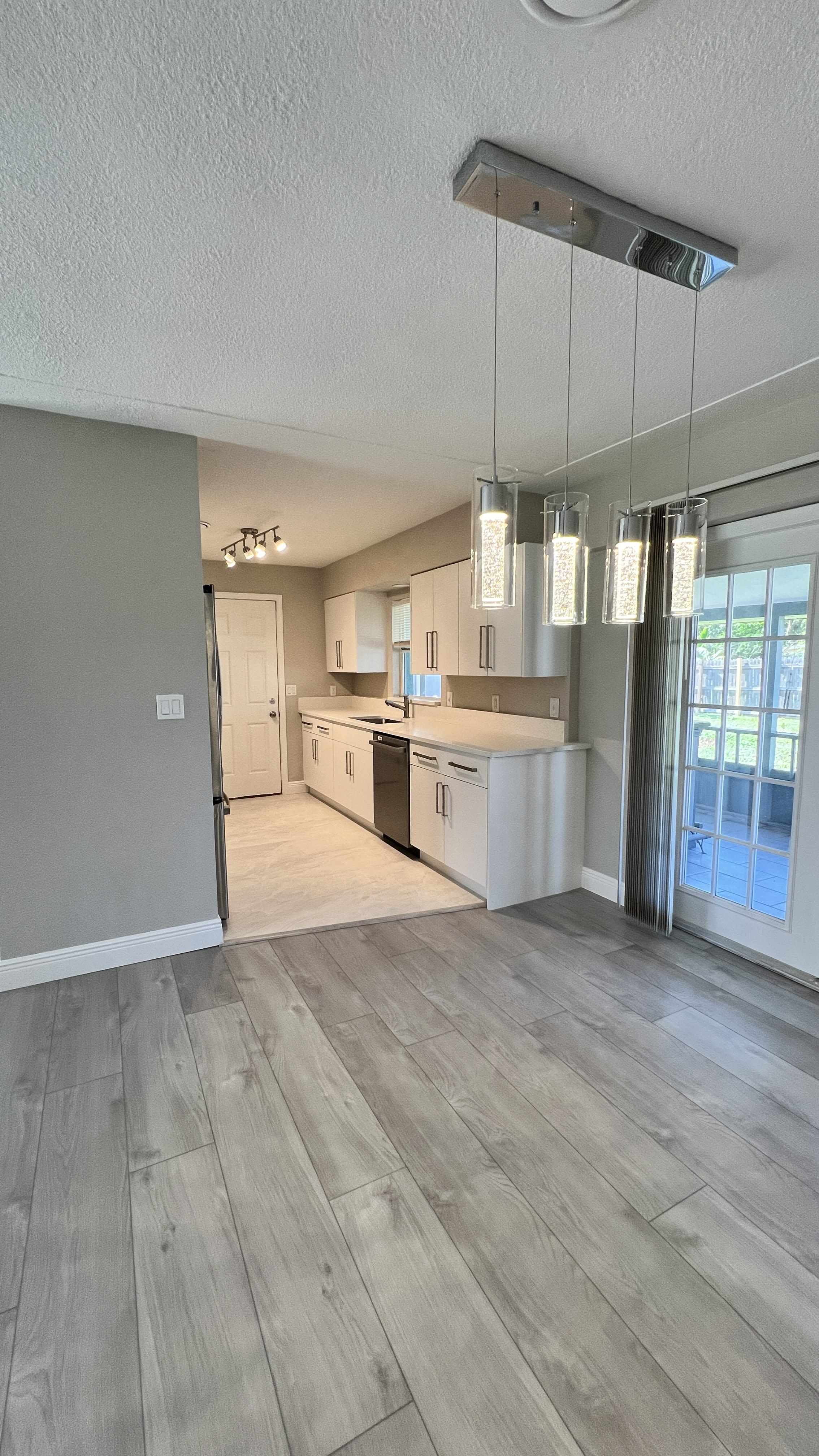 7615 Northern Oak Street – photo 5