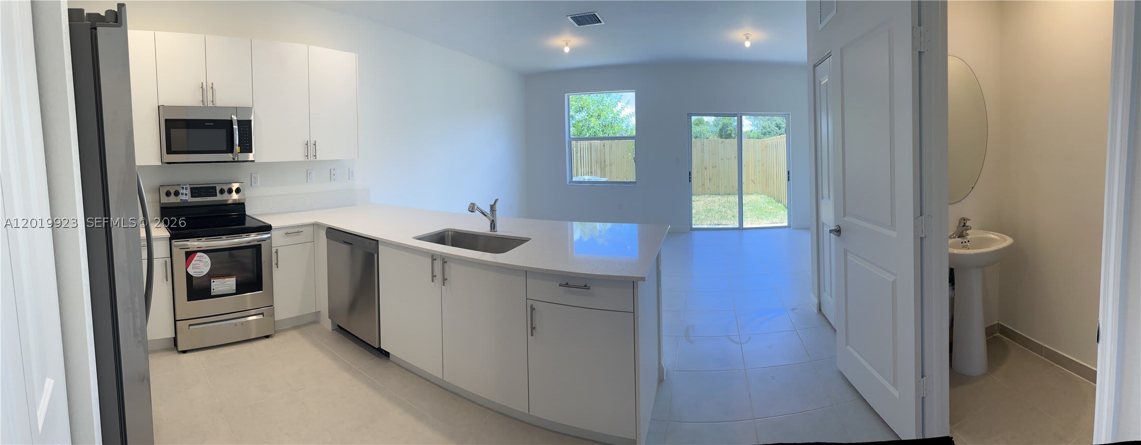 2628 SE 19th St – photo 4