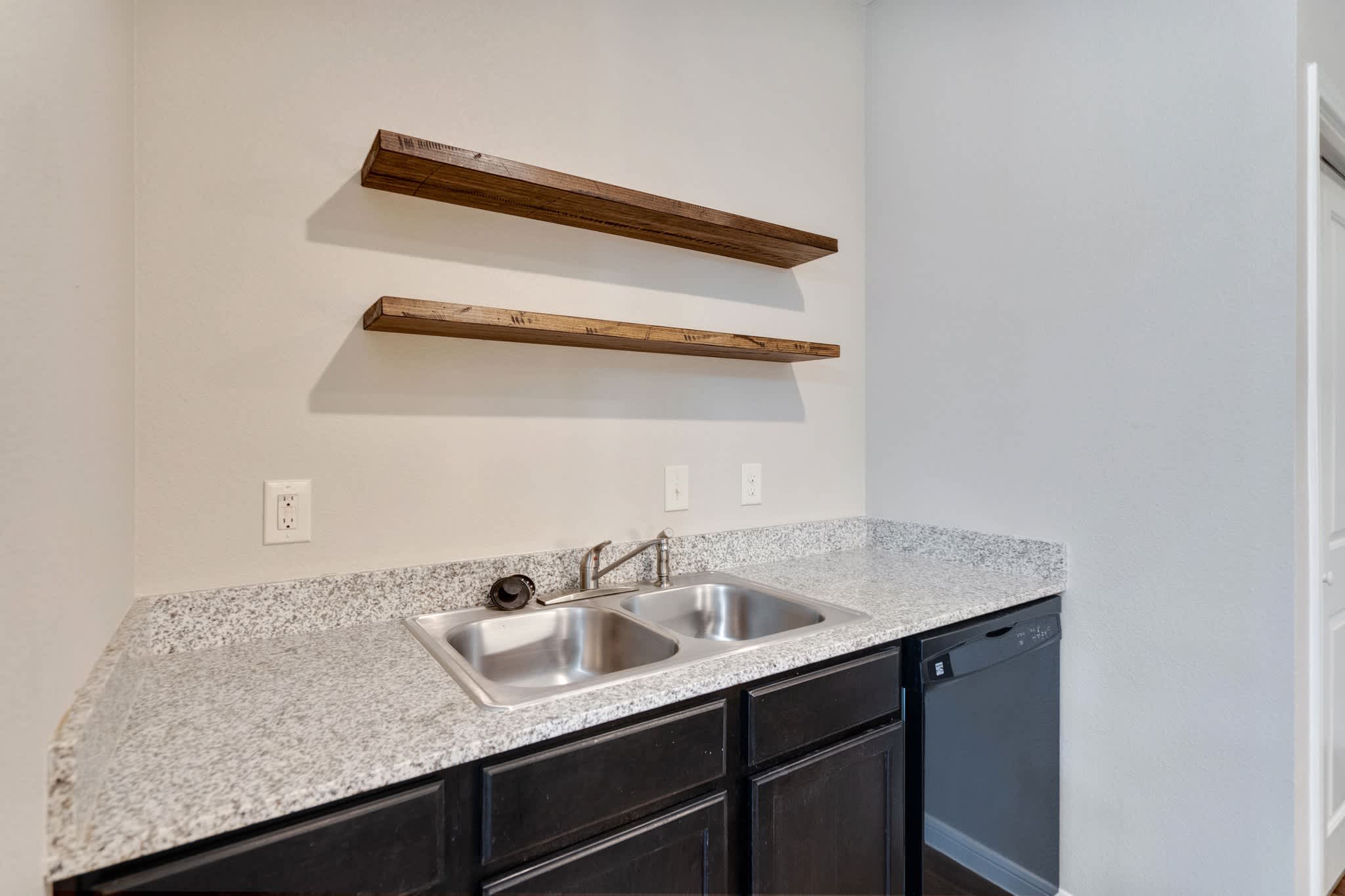 Rolling Hills Townhomes – photo 2