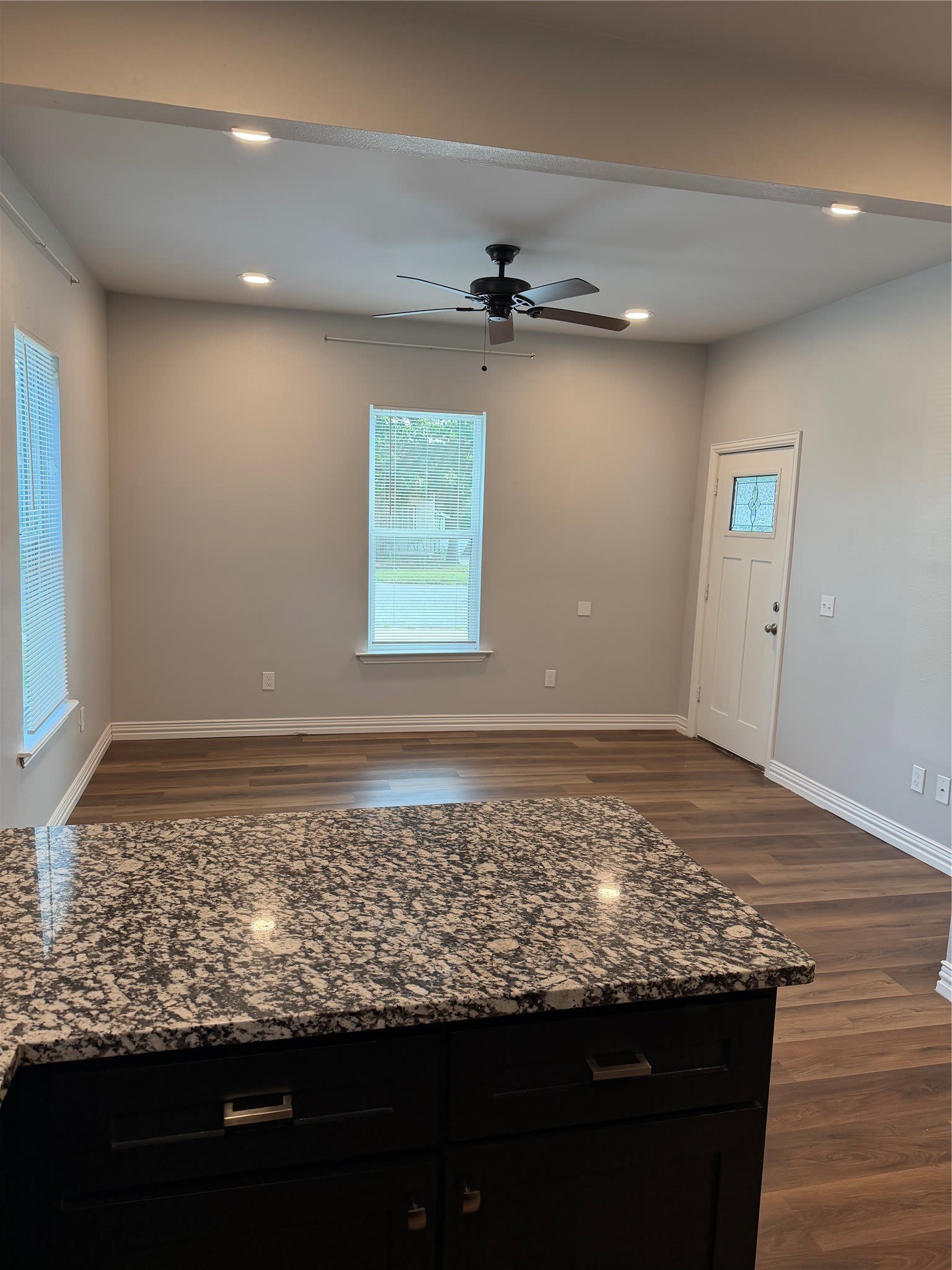106 W Hull Street – photo 5