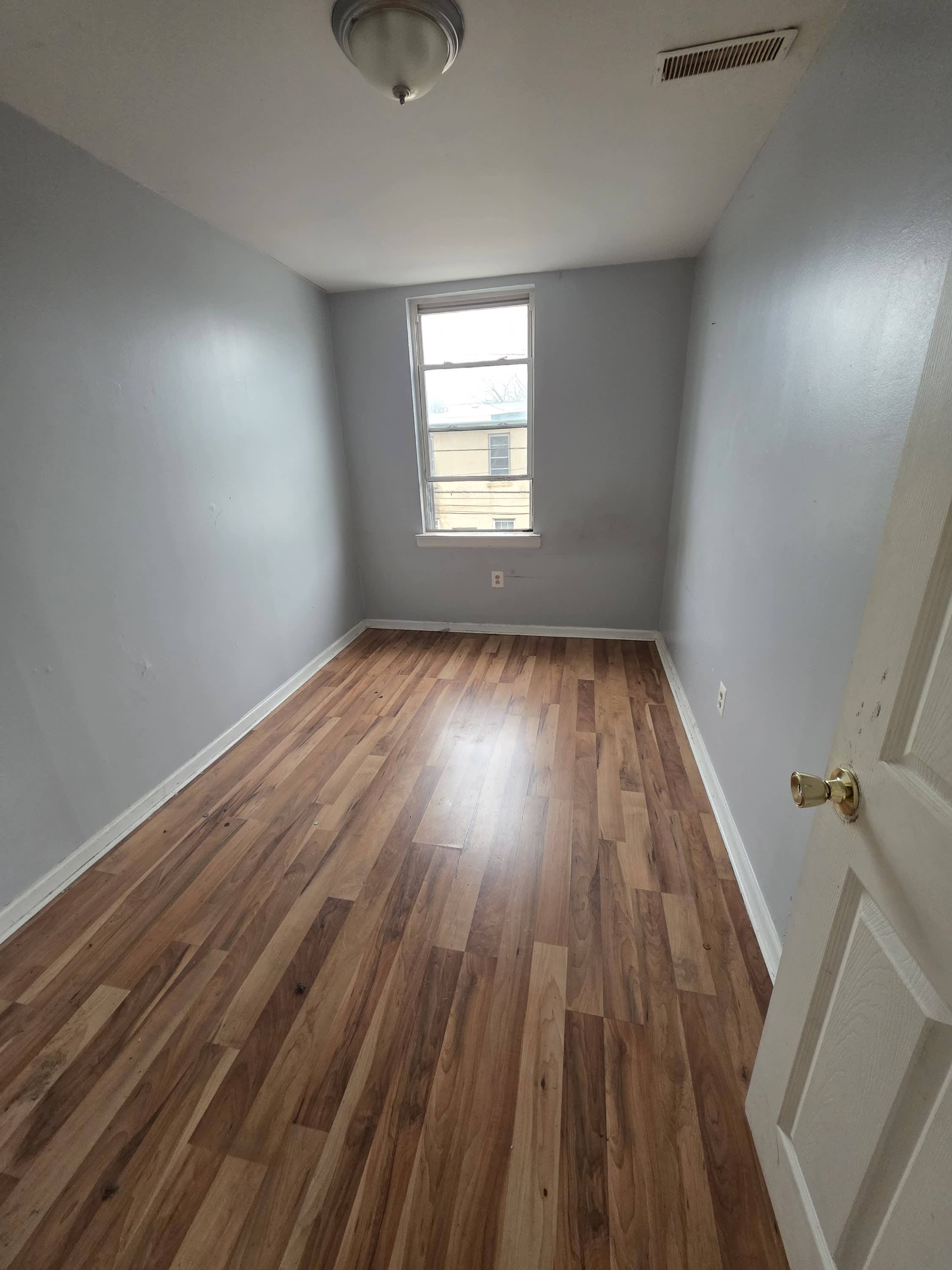 2017 Orthodox Street Apt#4 – photo 4