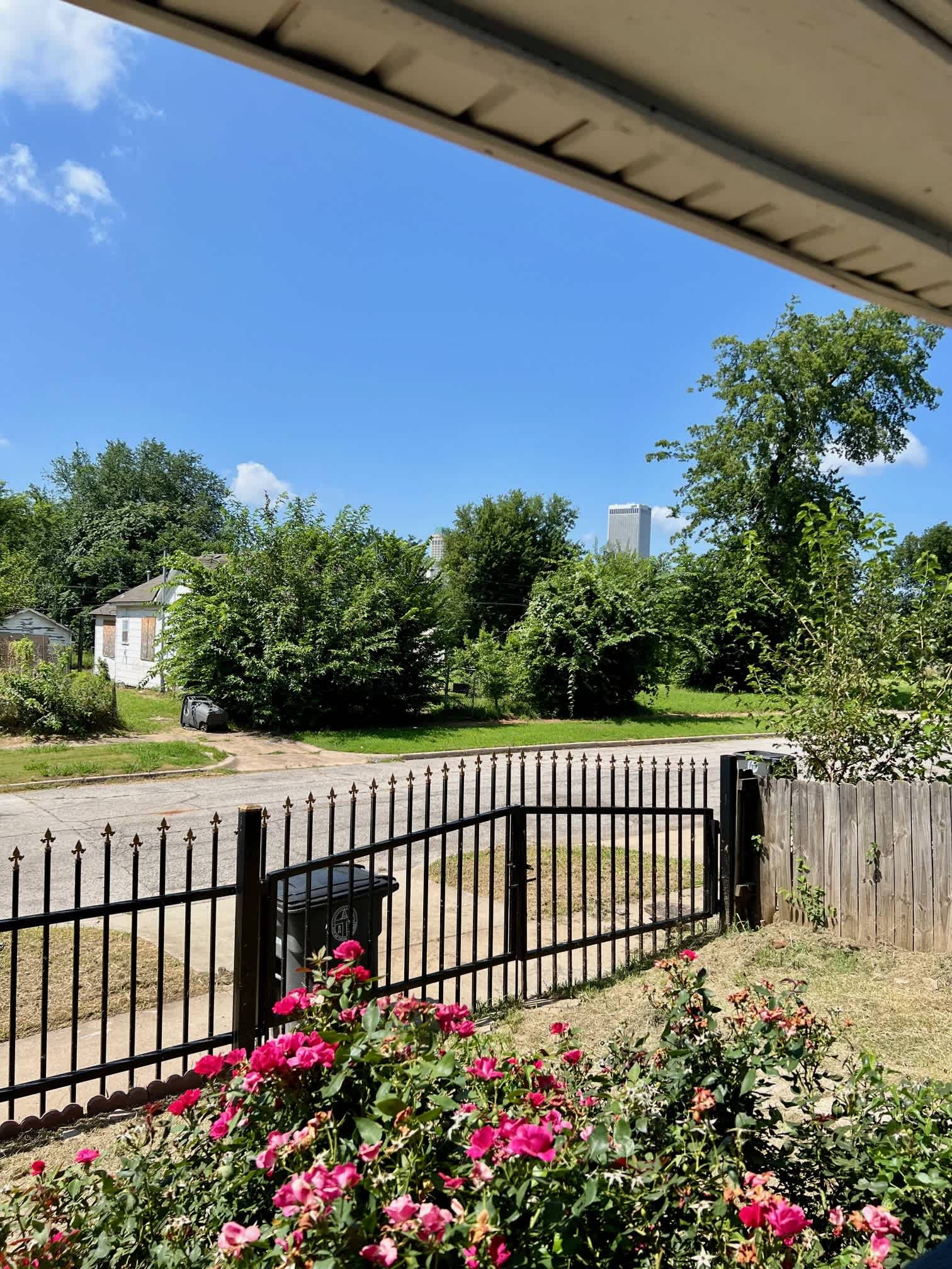 1023 E Haskell St – photo 3