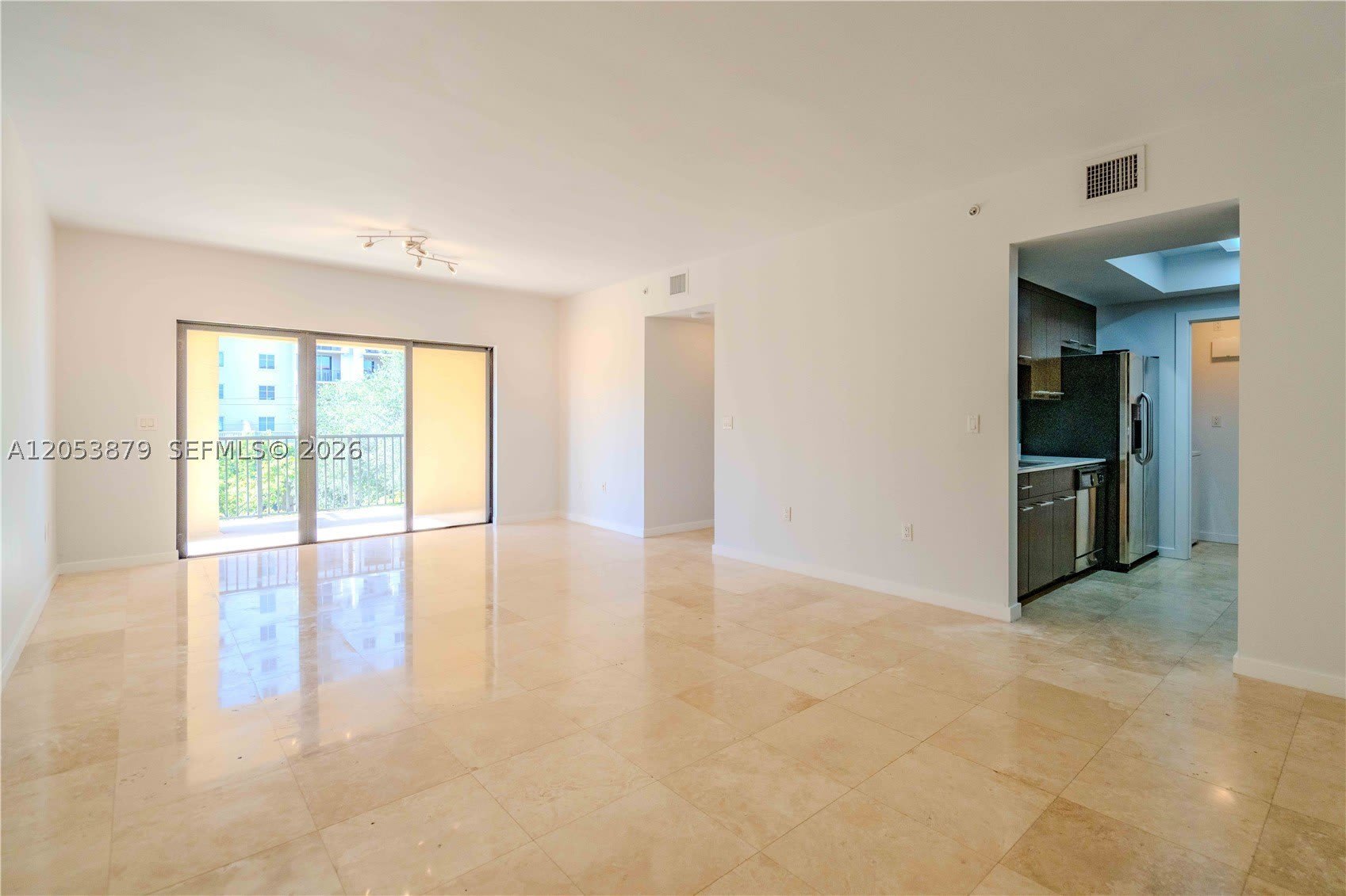 300 Majorca Ave – photo 2