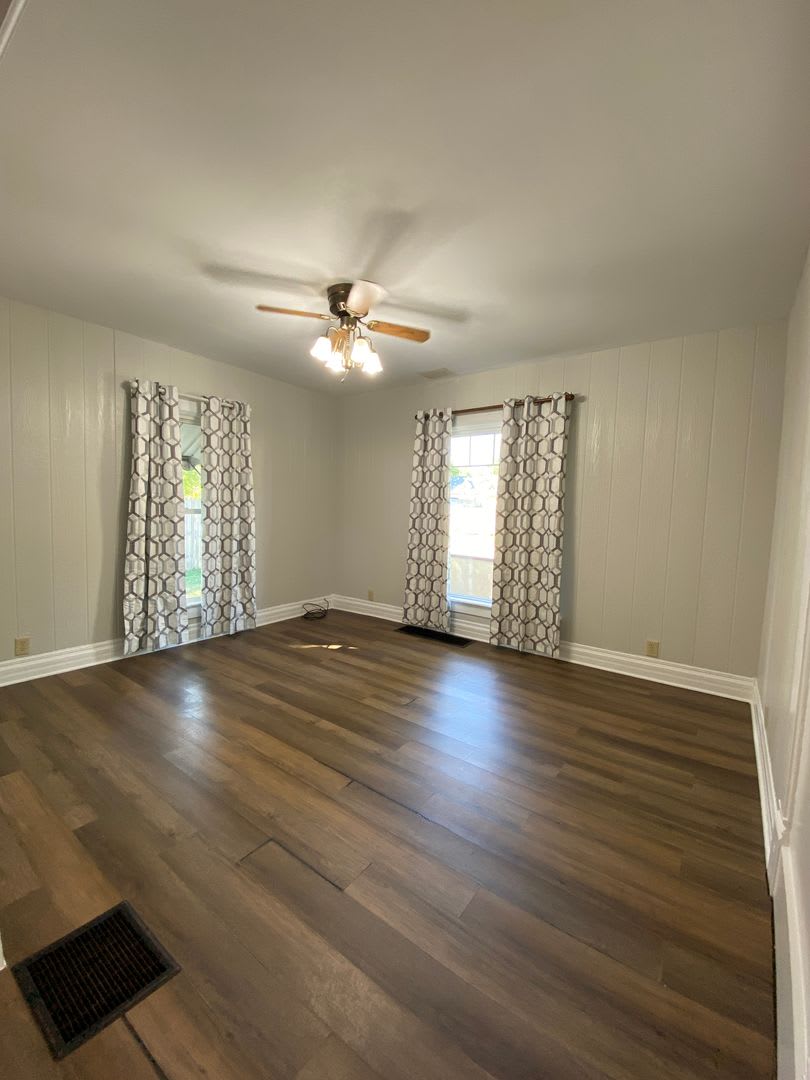3 Bedroom 1 Bathroom Home in Goshen! – photo 4