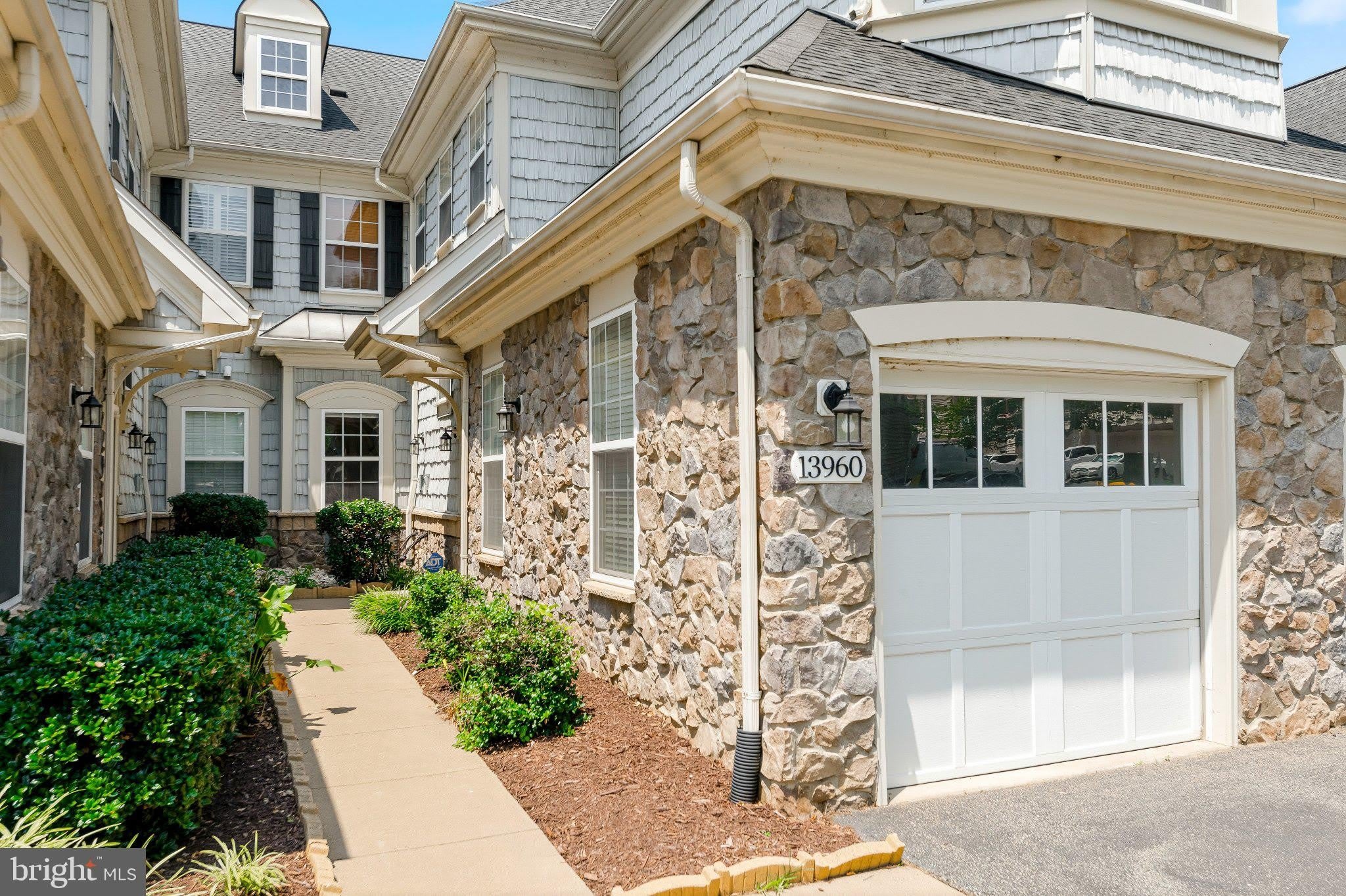 13960 GREENDALE Drive – photo 3