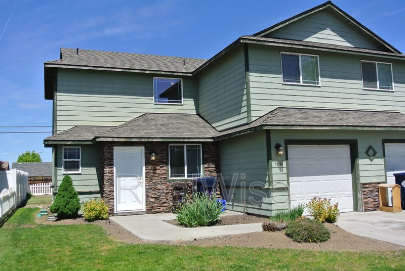 1931 NW Larch Spur Ct. – photo 1