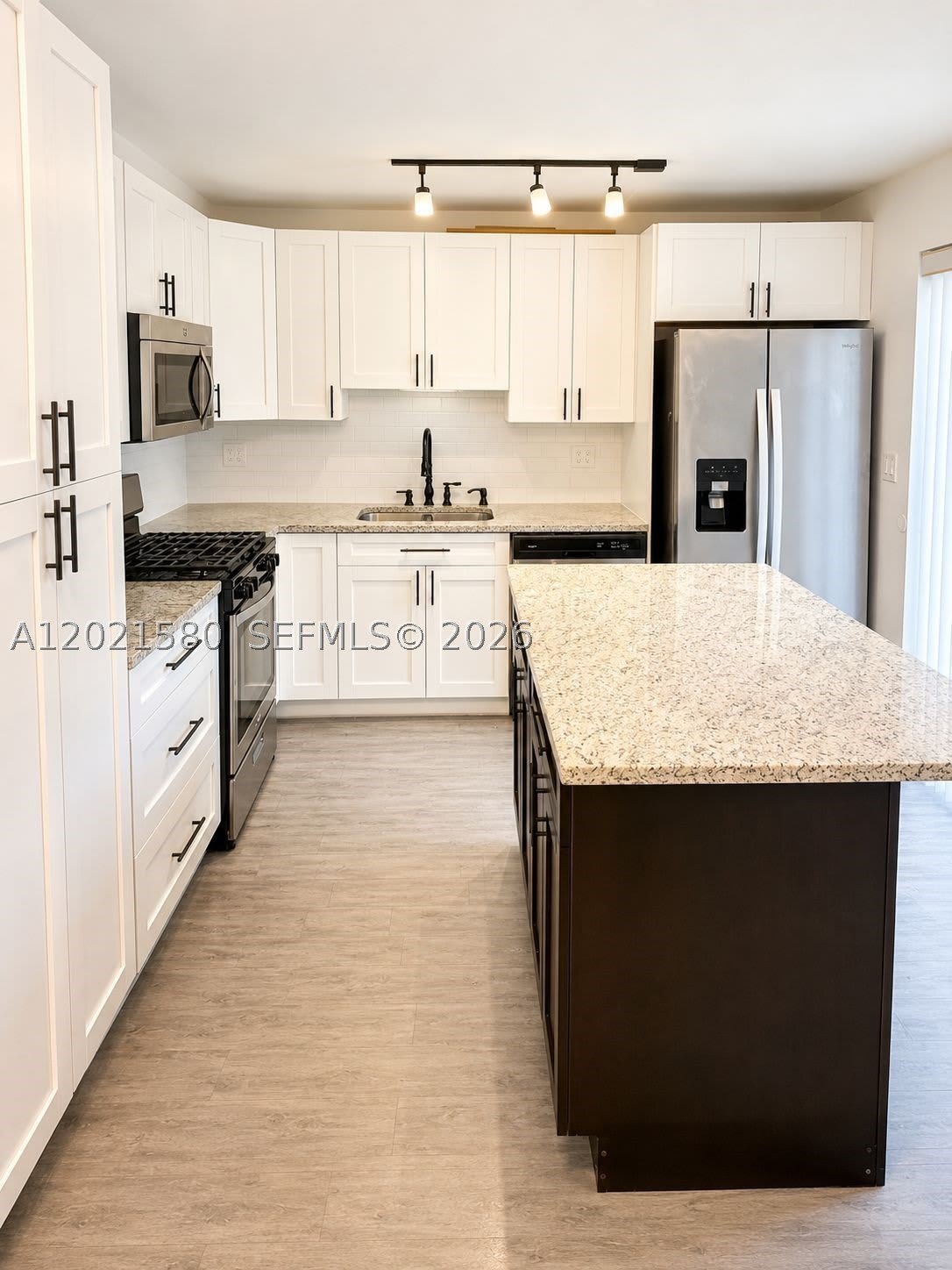3359 Gardens East Dr – photo 2