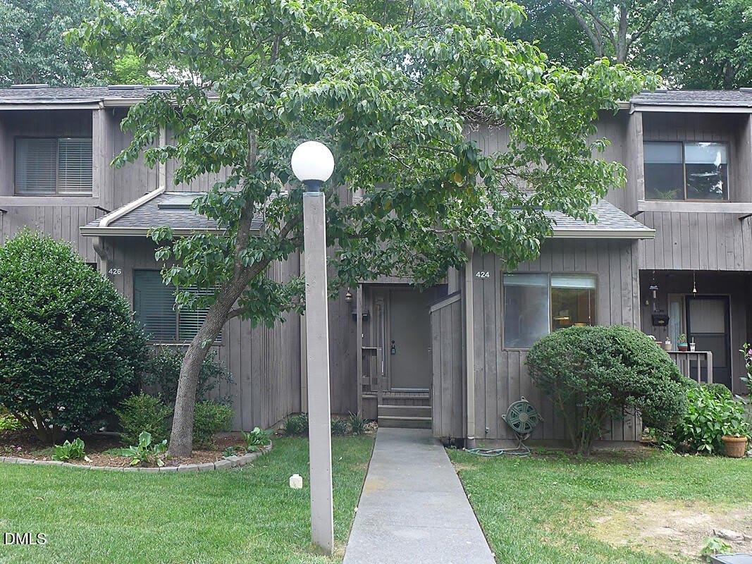 424 Fairoaks Circle – photo 1