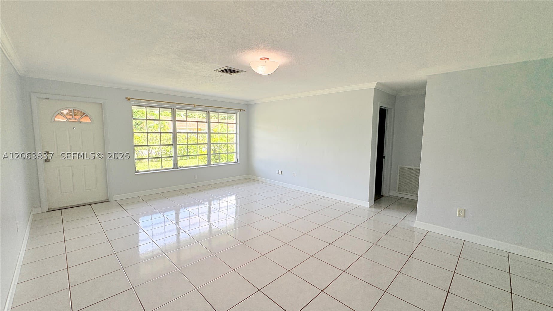 4440 NW 4th Ct – photo 2